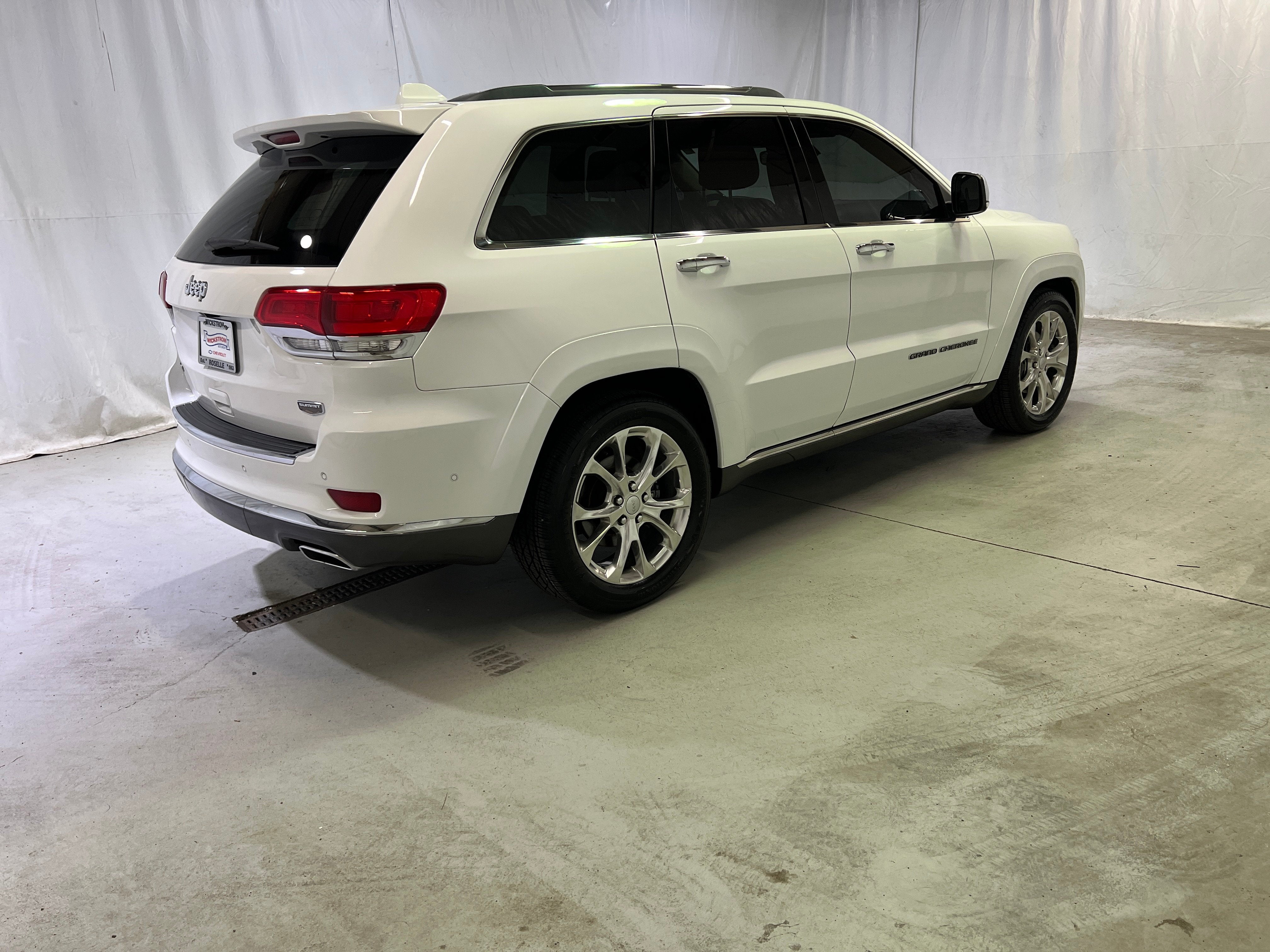 2020 Jeep Grand Cherokee Summit