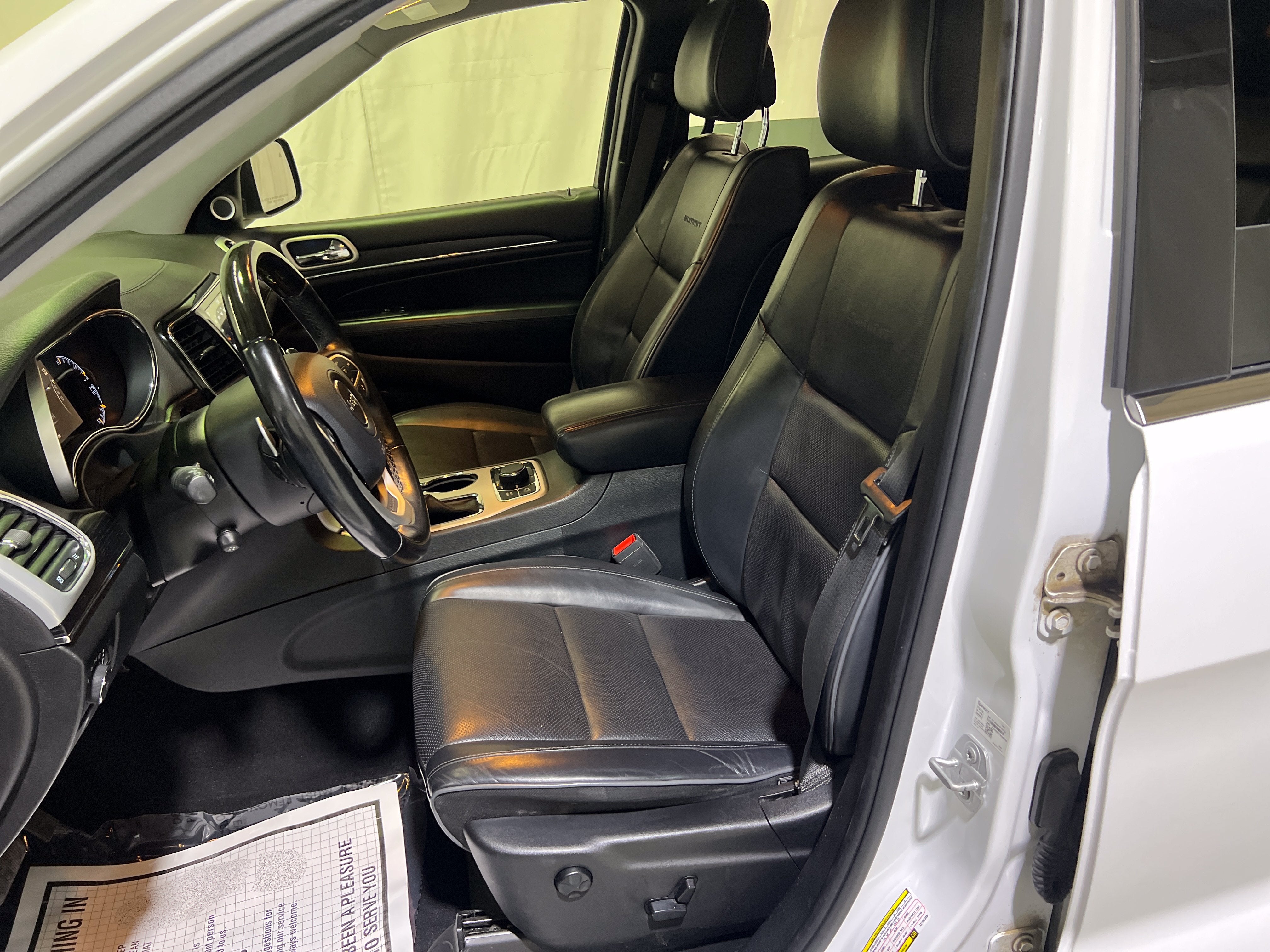 2020 Jeep Grand Cherokee Summit
