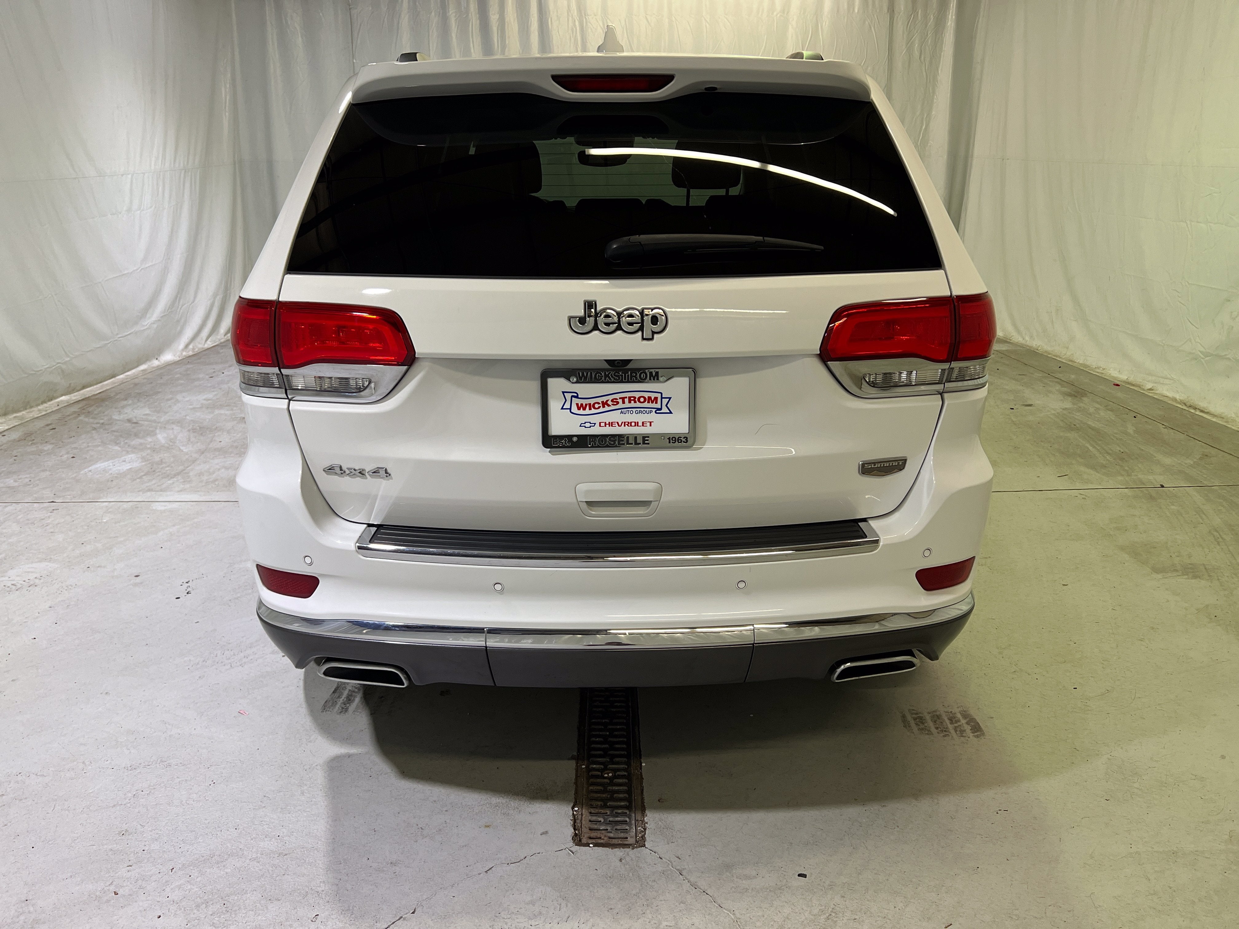 2020 Jeep Grand Cherokee Summit