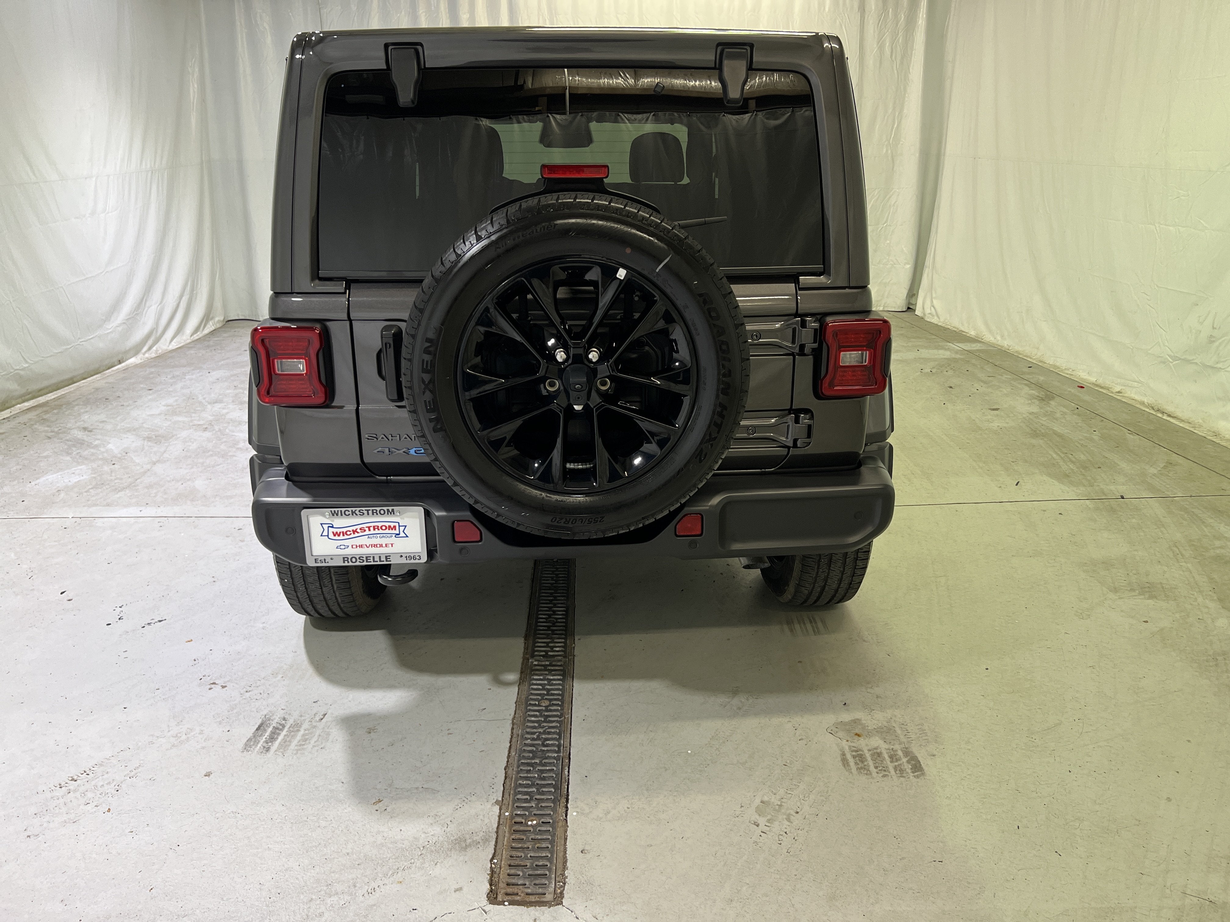 2025 Jeep Wrangler 4xe Sahara