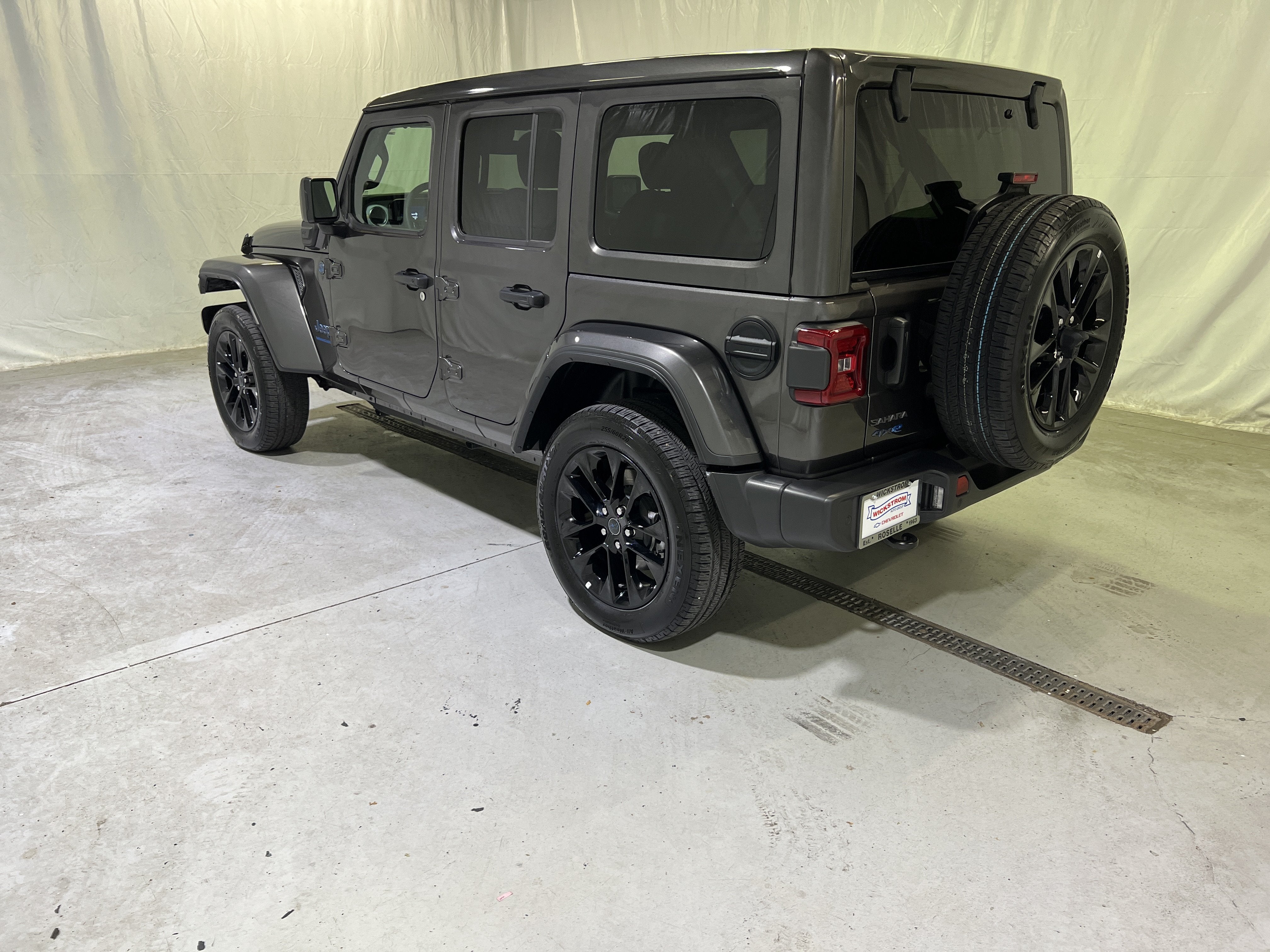 2025 Jeep Wrangler 4xe Sahara