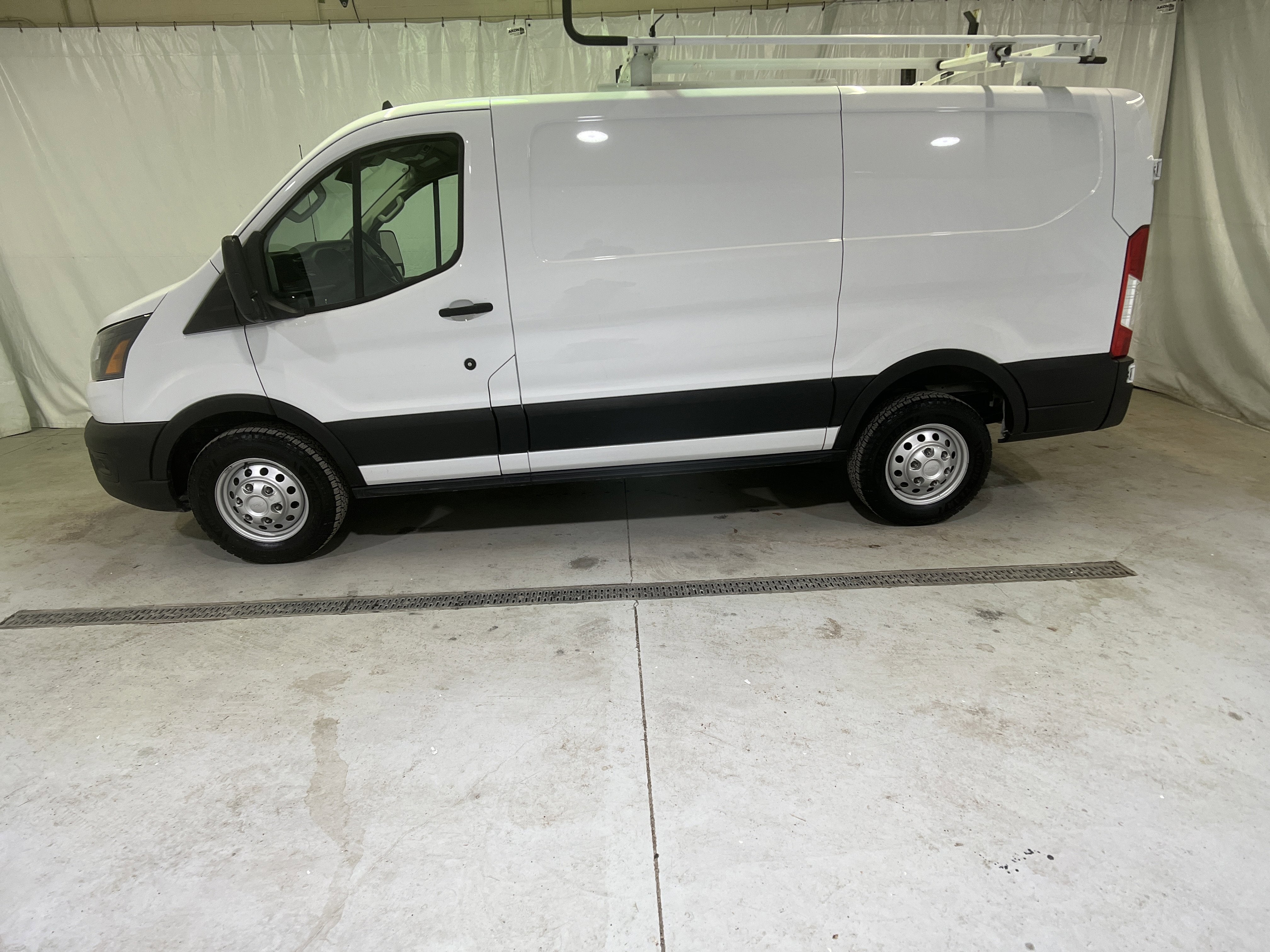 2024 Ford Transit Cargo Van Base