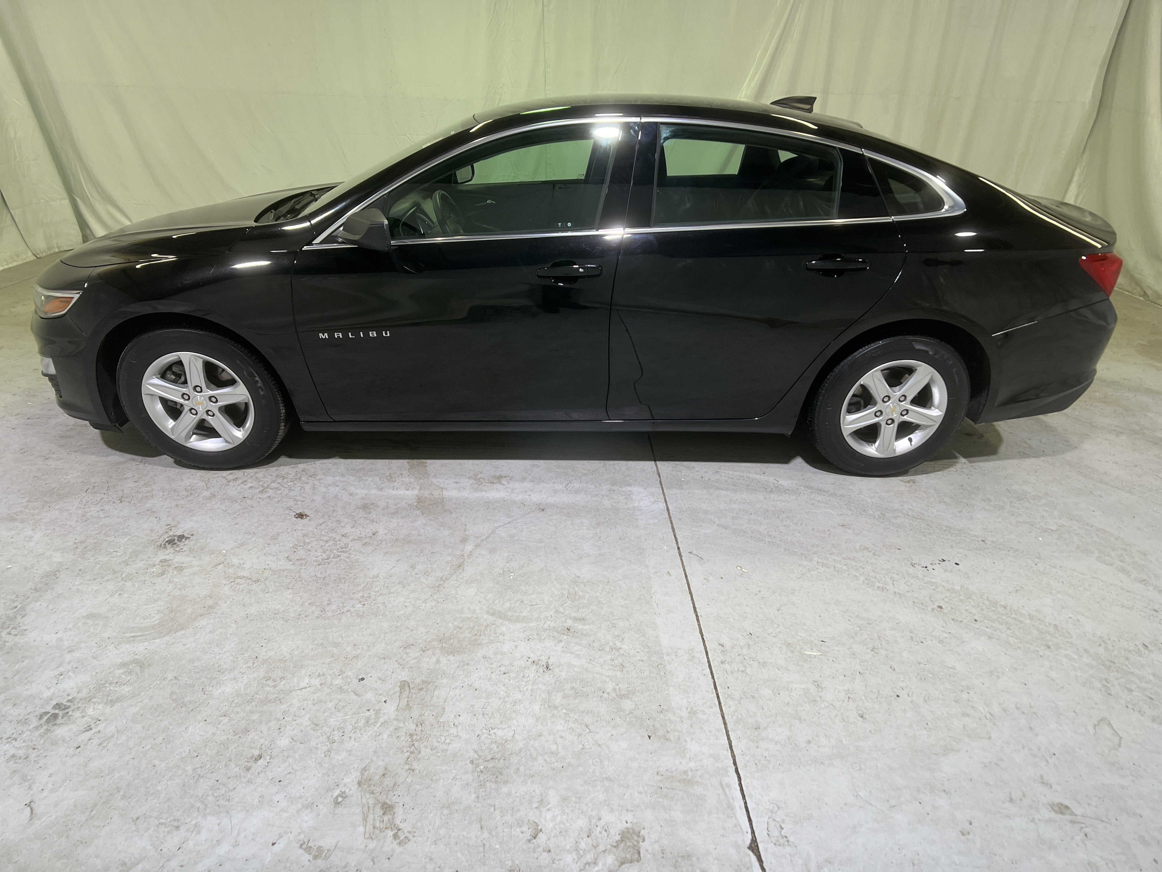 2022 Chevrolet Malibu LS