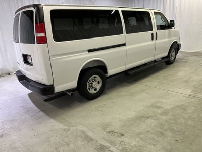 2024 Chevrolet Express Passenger 3500 1LS