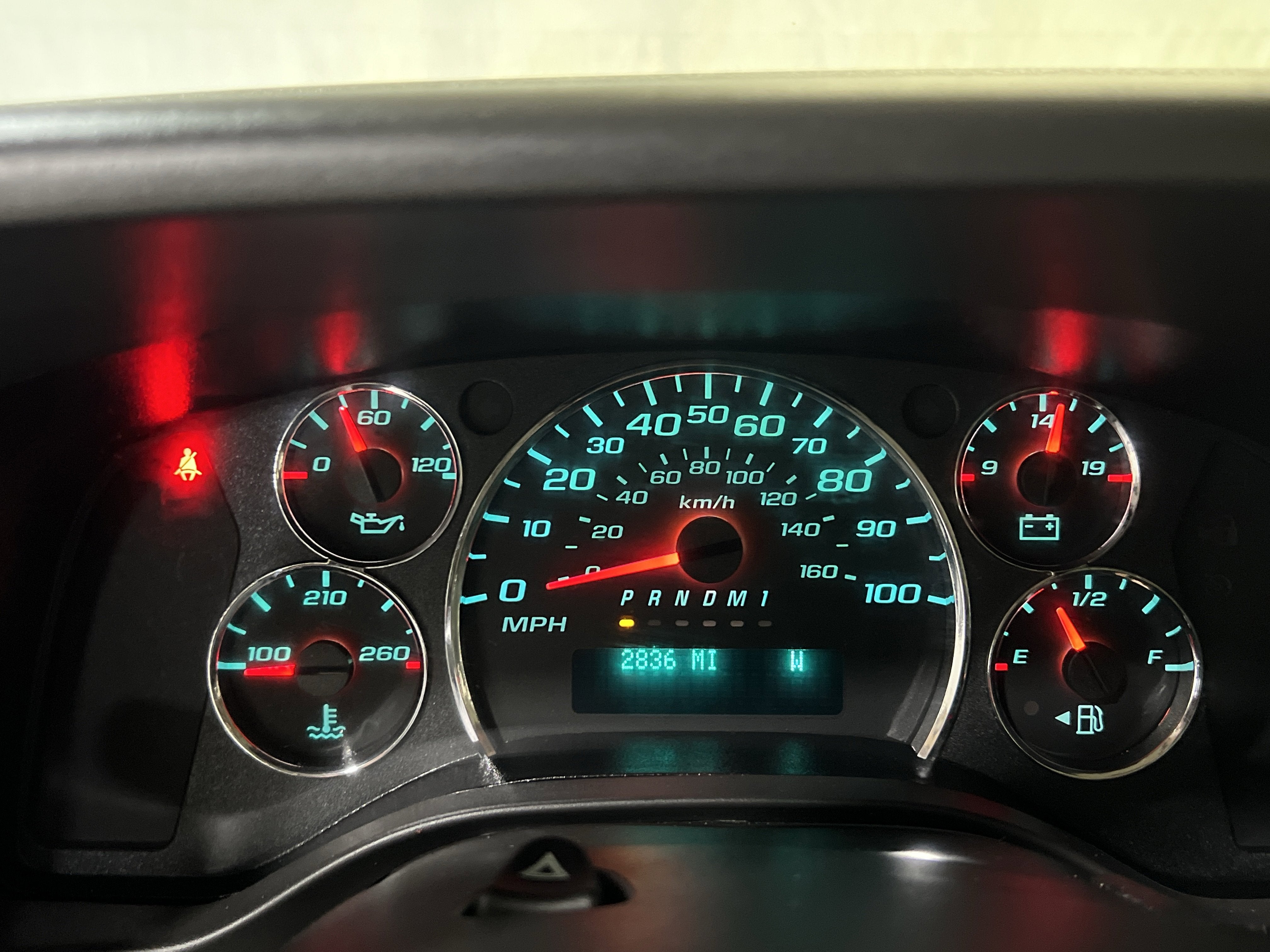 2024 Chevrolet Express Passenger 3500 1LS