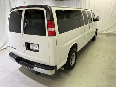 2025 Chevrolet Express Passenger 1LT