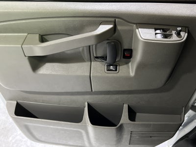 2025 Chevrolet Express Passenger 1LT