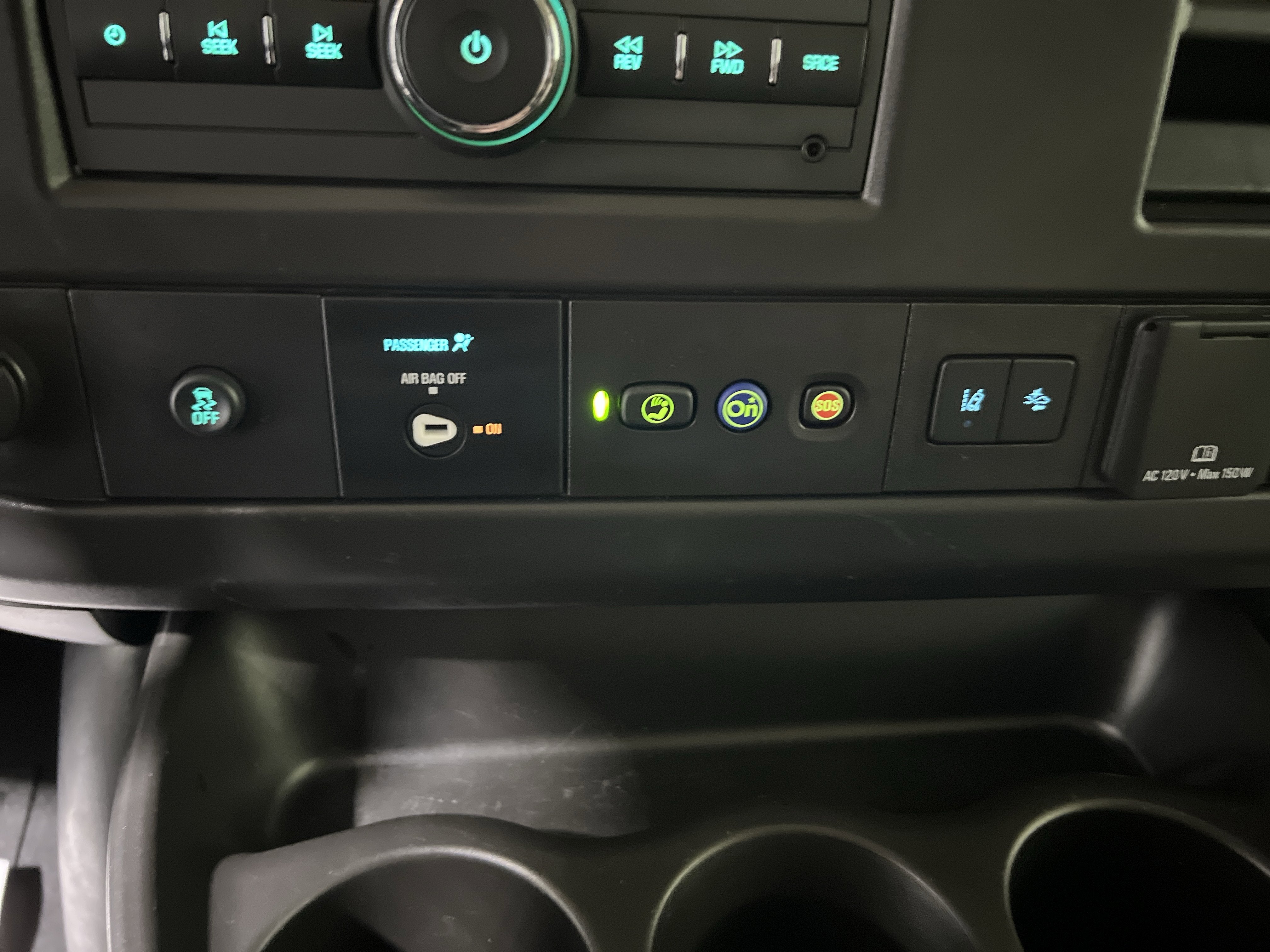 2025 Chevrolet Express Passenger 1LT