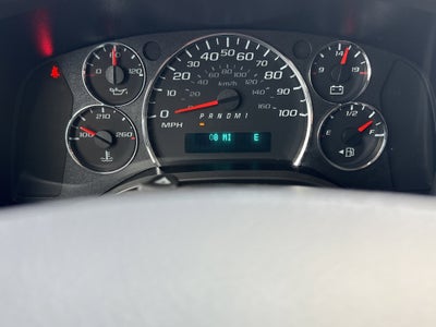 2025 Chevrolet Express Passenger 1LT