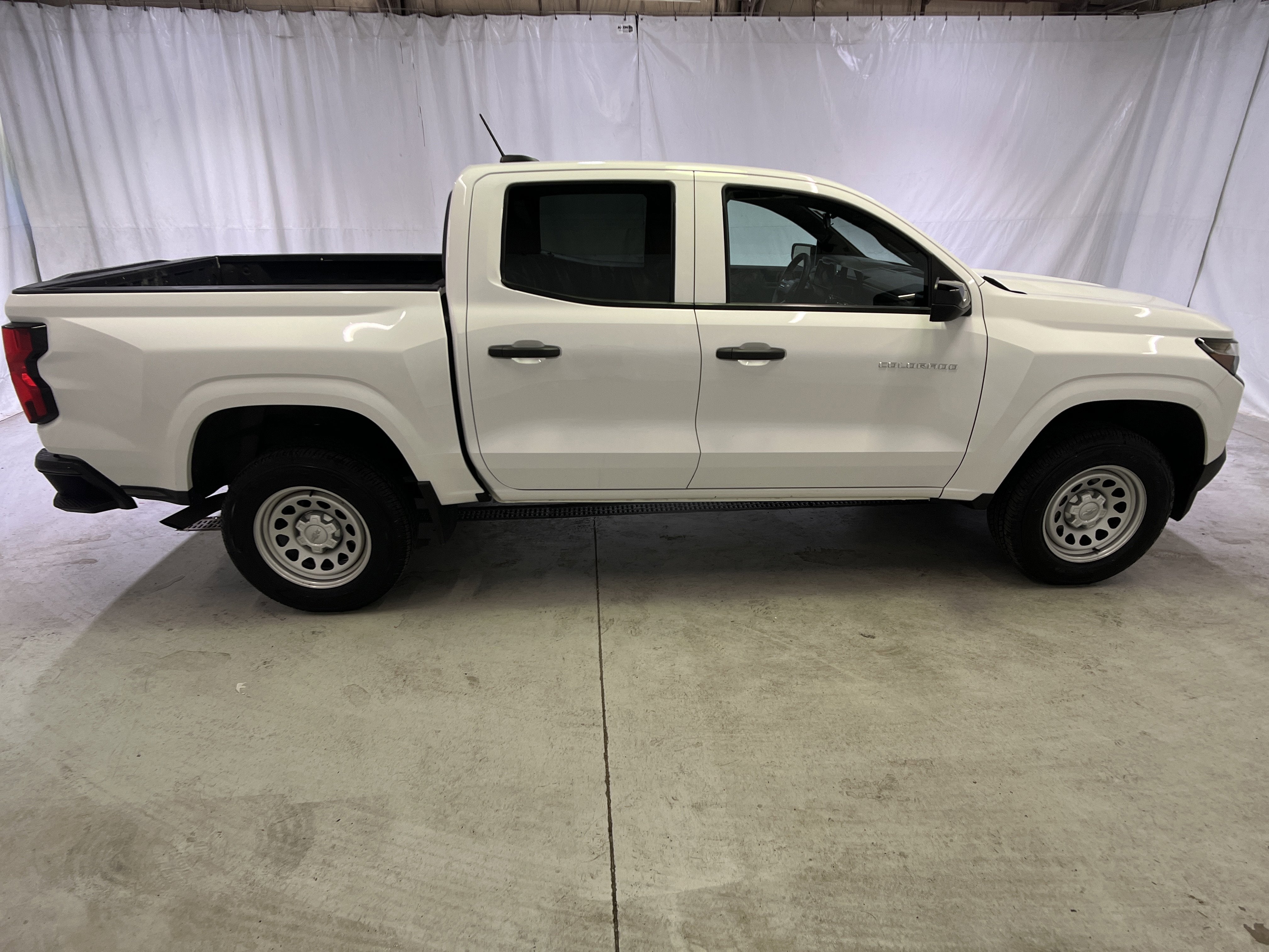 2023 Chevrolet Colorado Work Truck - Photo 12