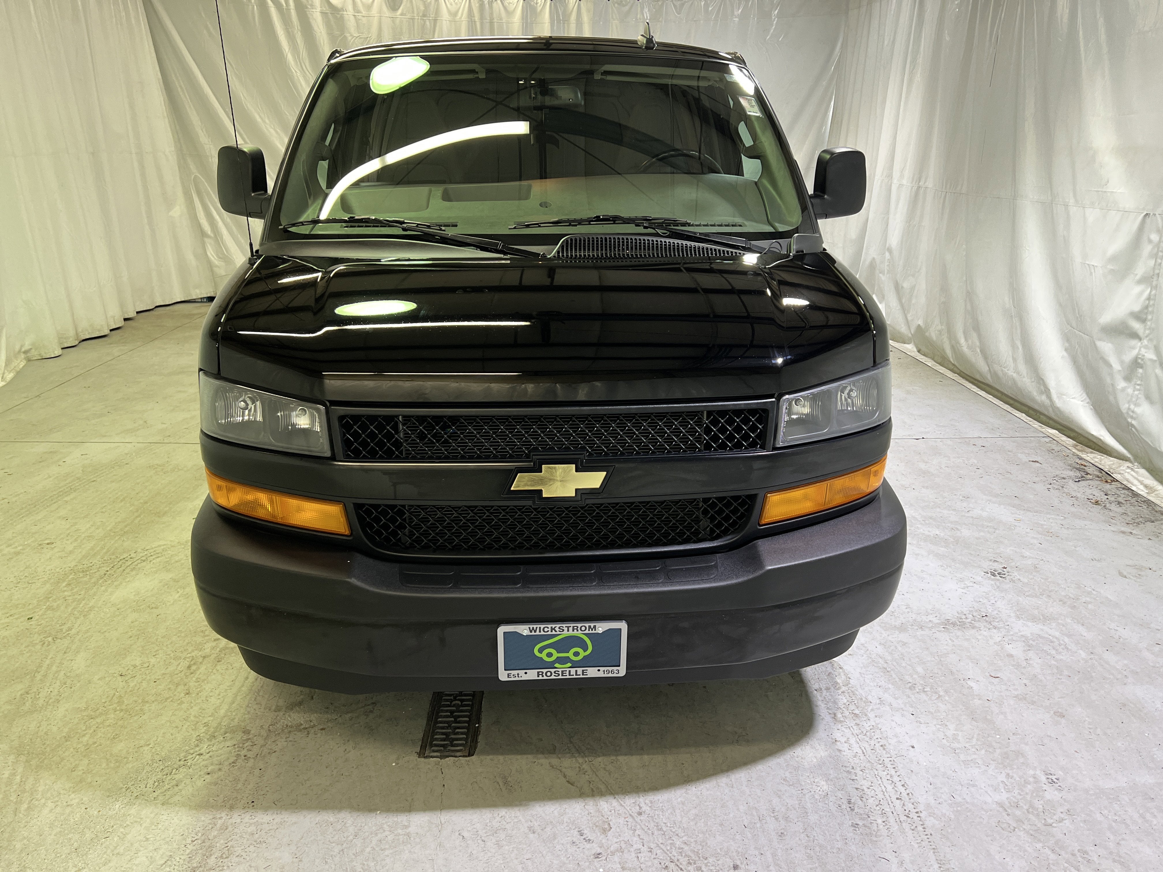 2023 Chevrolet Express Cargo 3500 WT