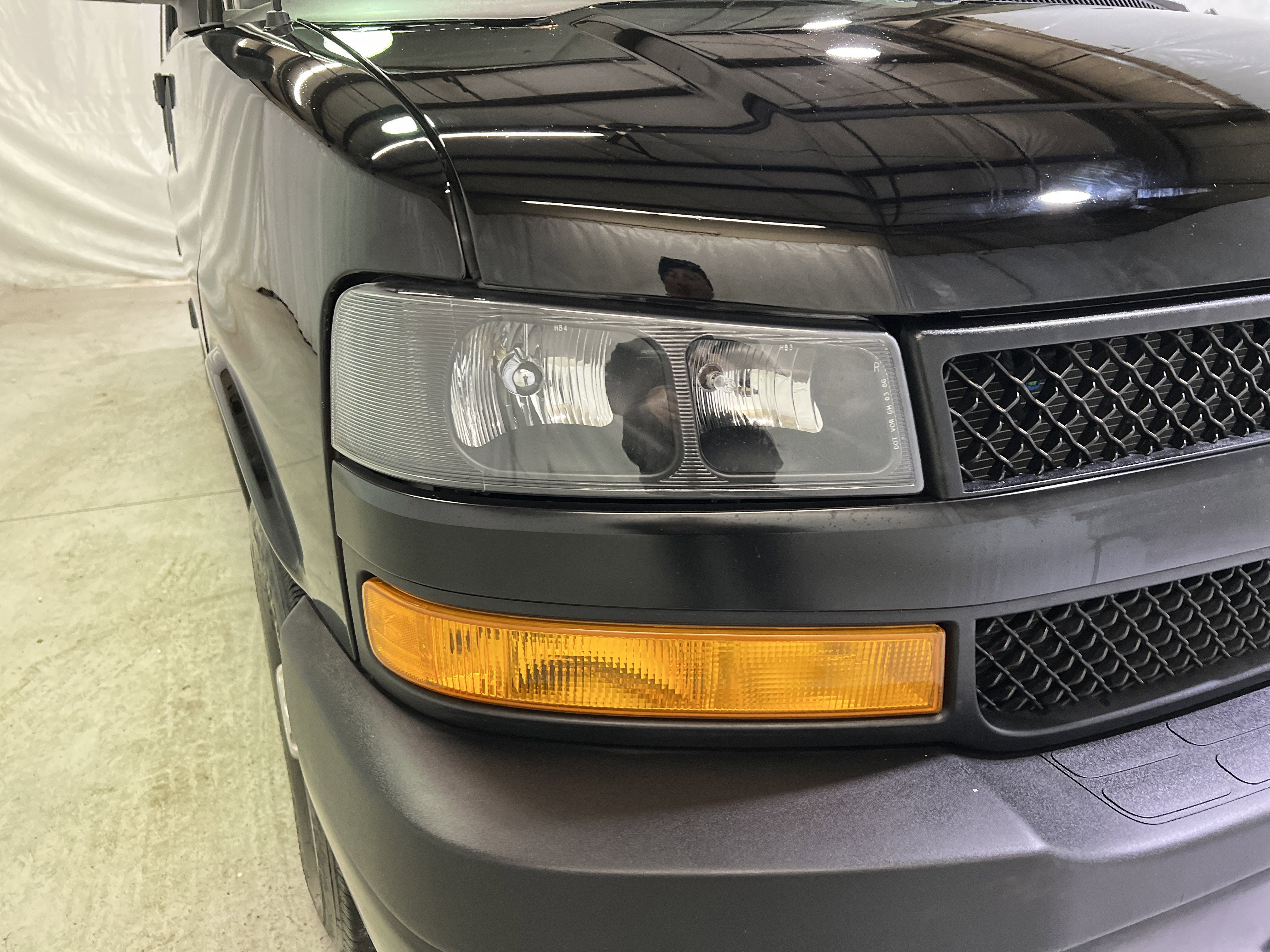 2023 Chevrolet Express Cargo 3500 WT