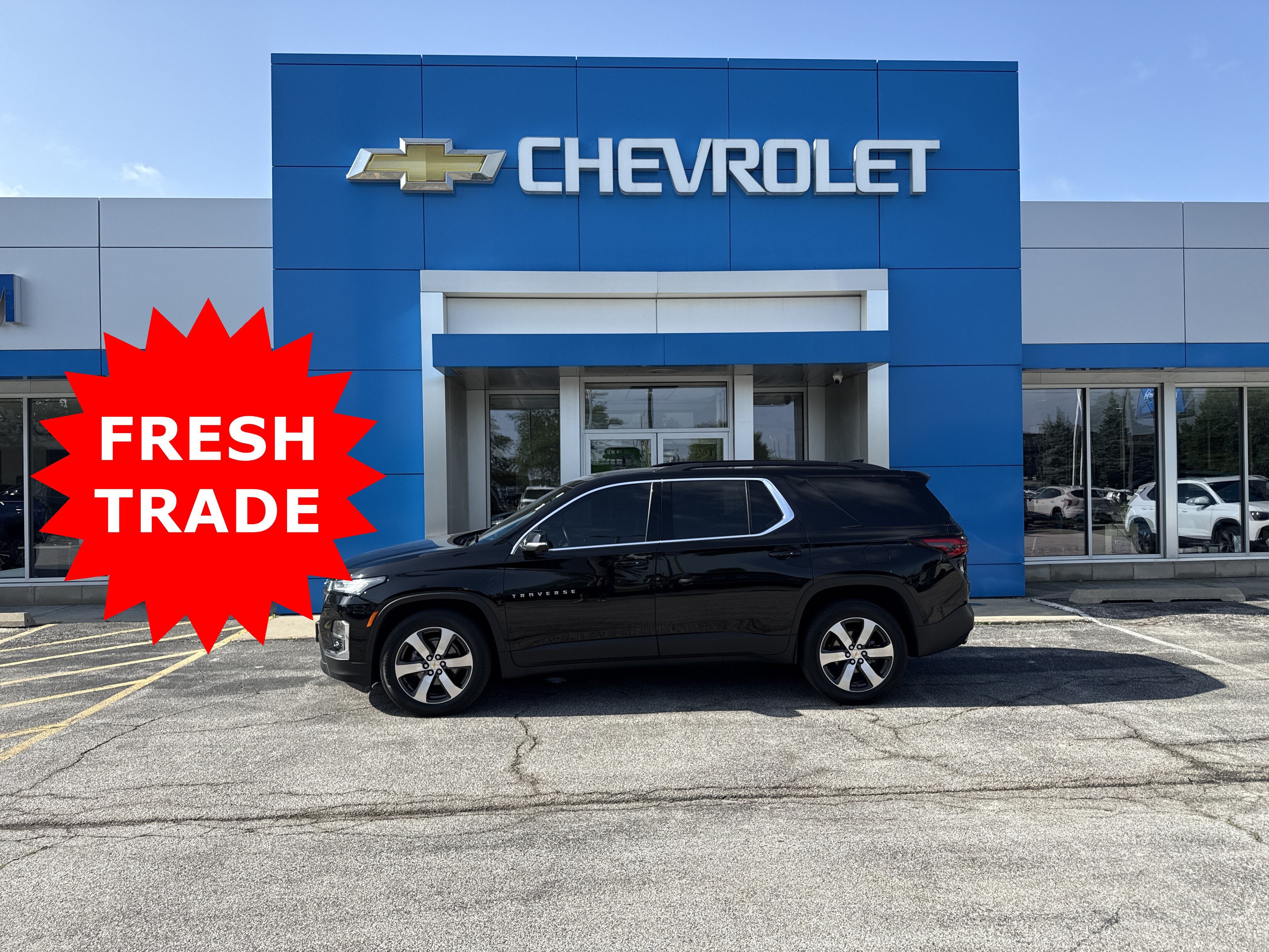 2023 Chevrolet Traverse LT Leather