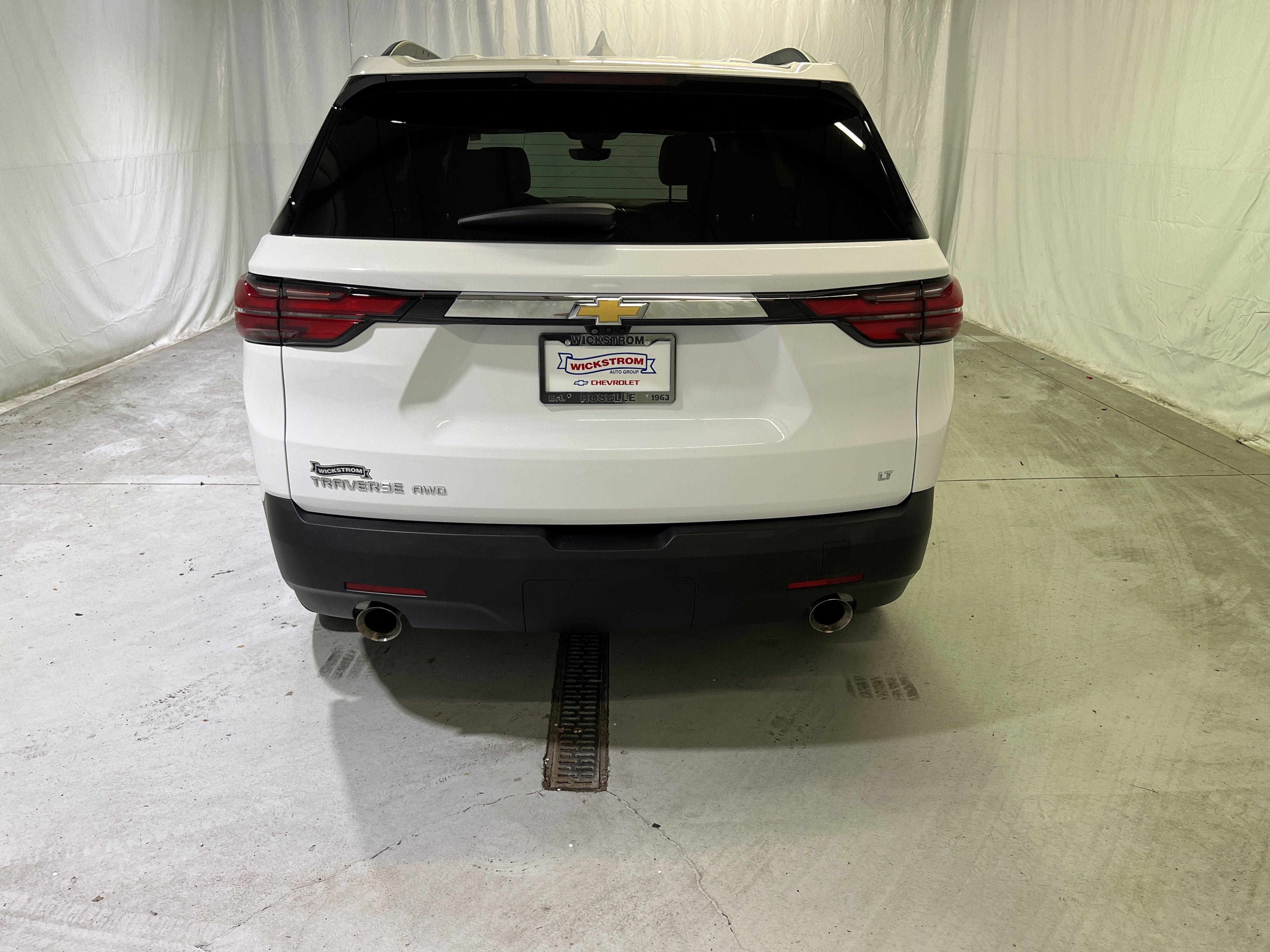 2023 Chevrolet Traverse LT Leather