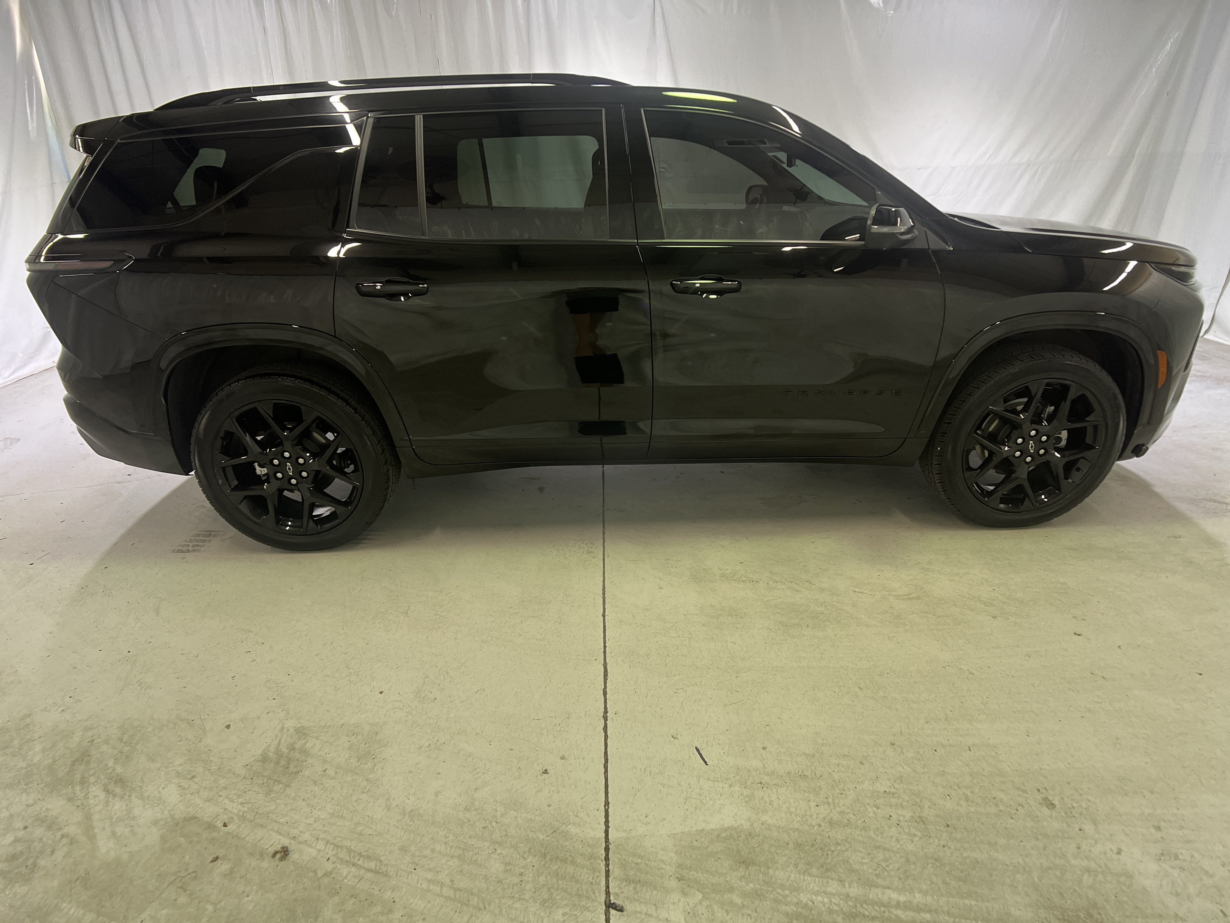 2025 Chevrolet Traverse RS