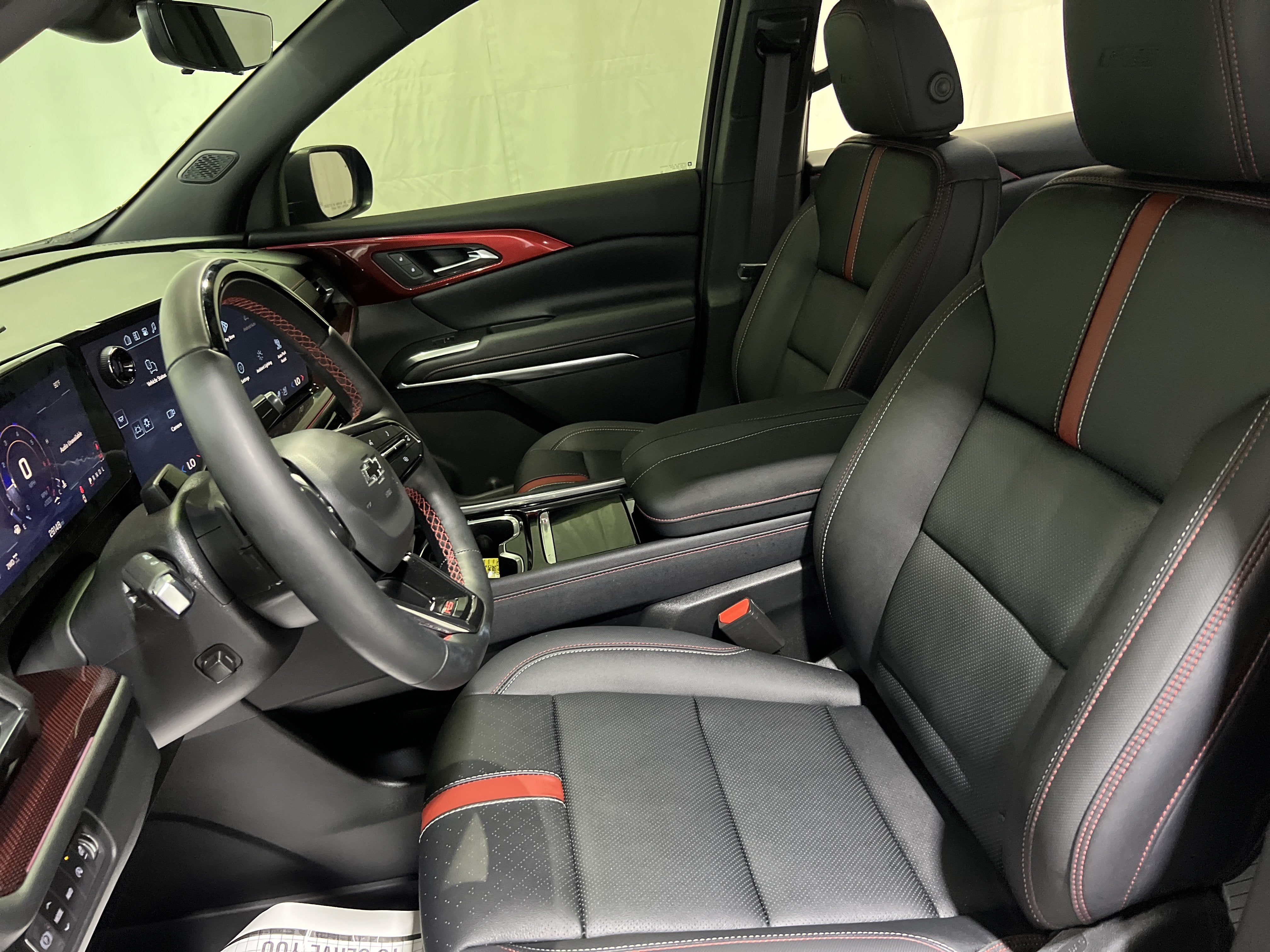 2025 Chevrolet Traverse RS