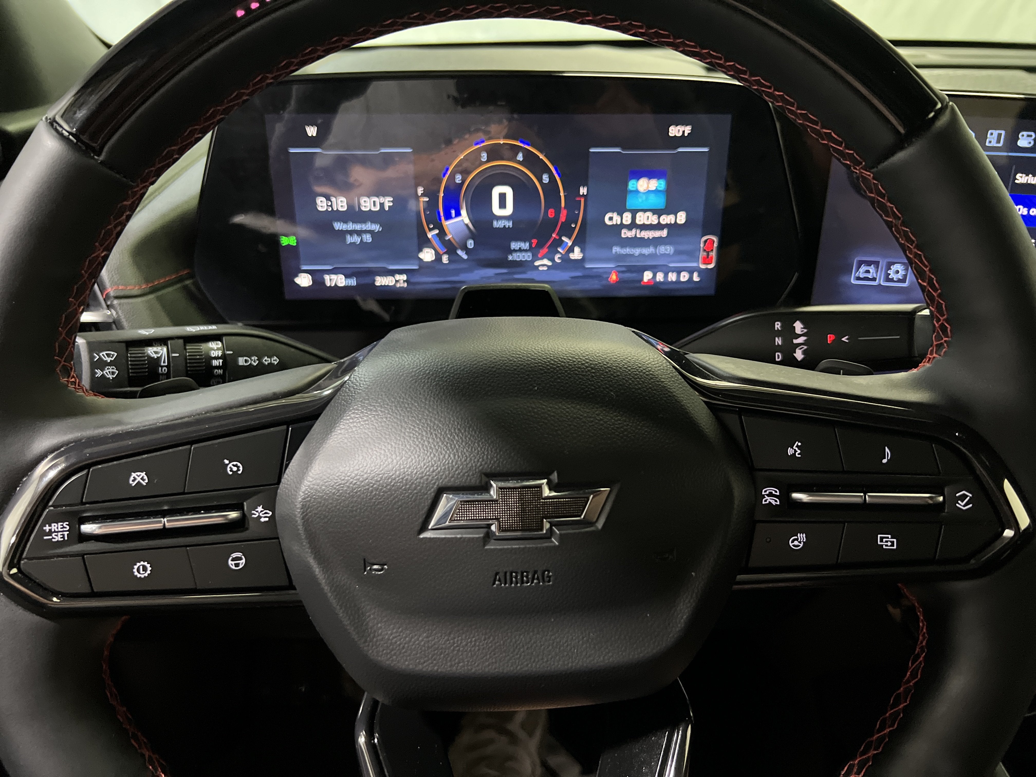 2025 Chevrolet Traverse RS