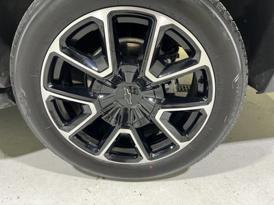 2025 Chevrolet Suburban RST