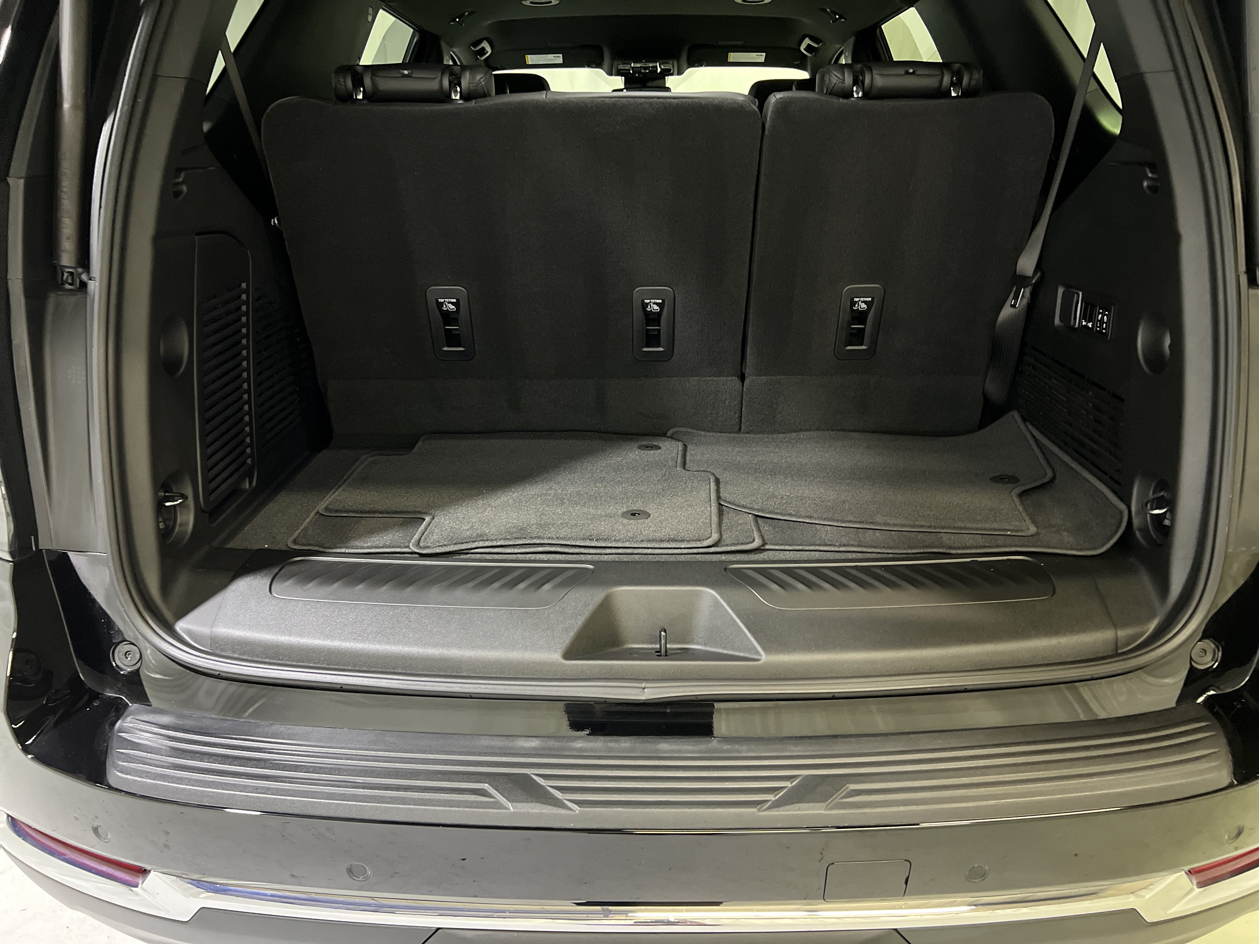2026 Chevrolet Tahoe LT - Photo 14