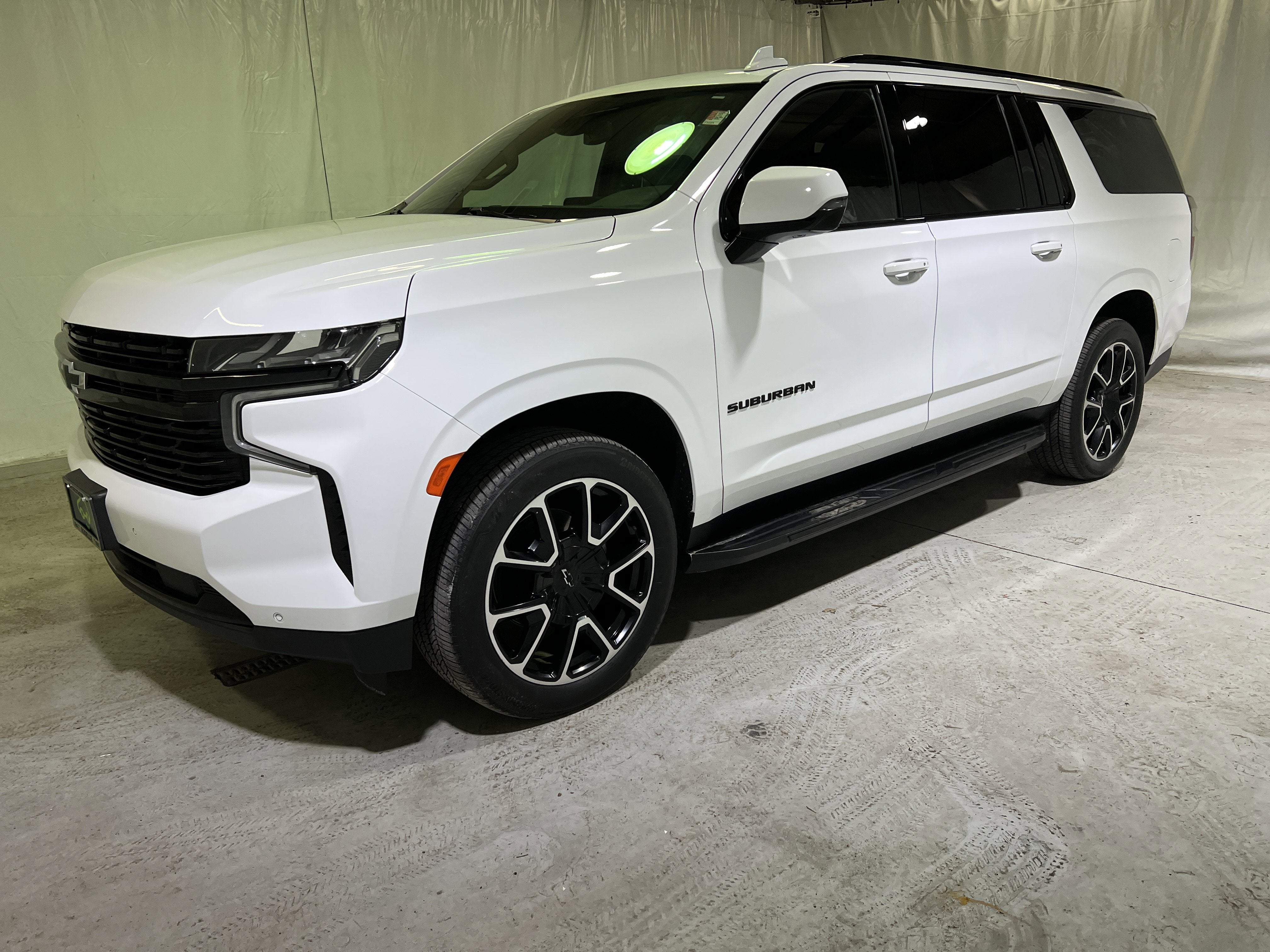 2023 Chevrolet Suburban RST