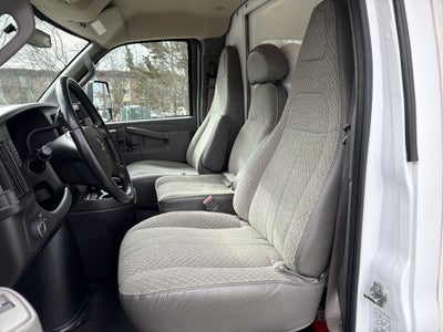 2023 Chevrolet Express Cutaway 3500 Work Van