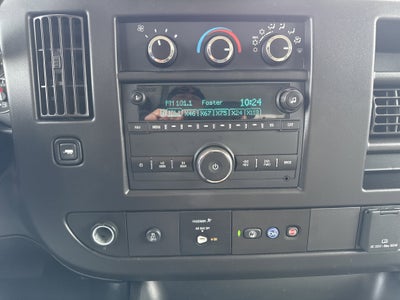 2023 Chevrolet Express Cutaway 3500 Work Van