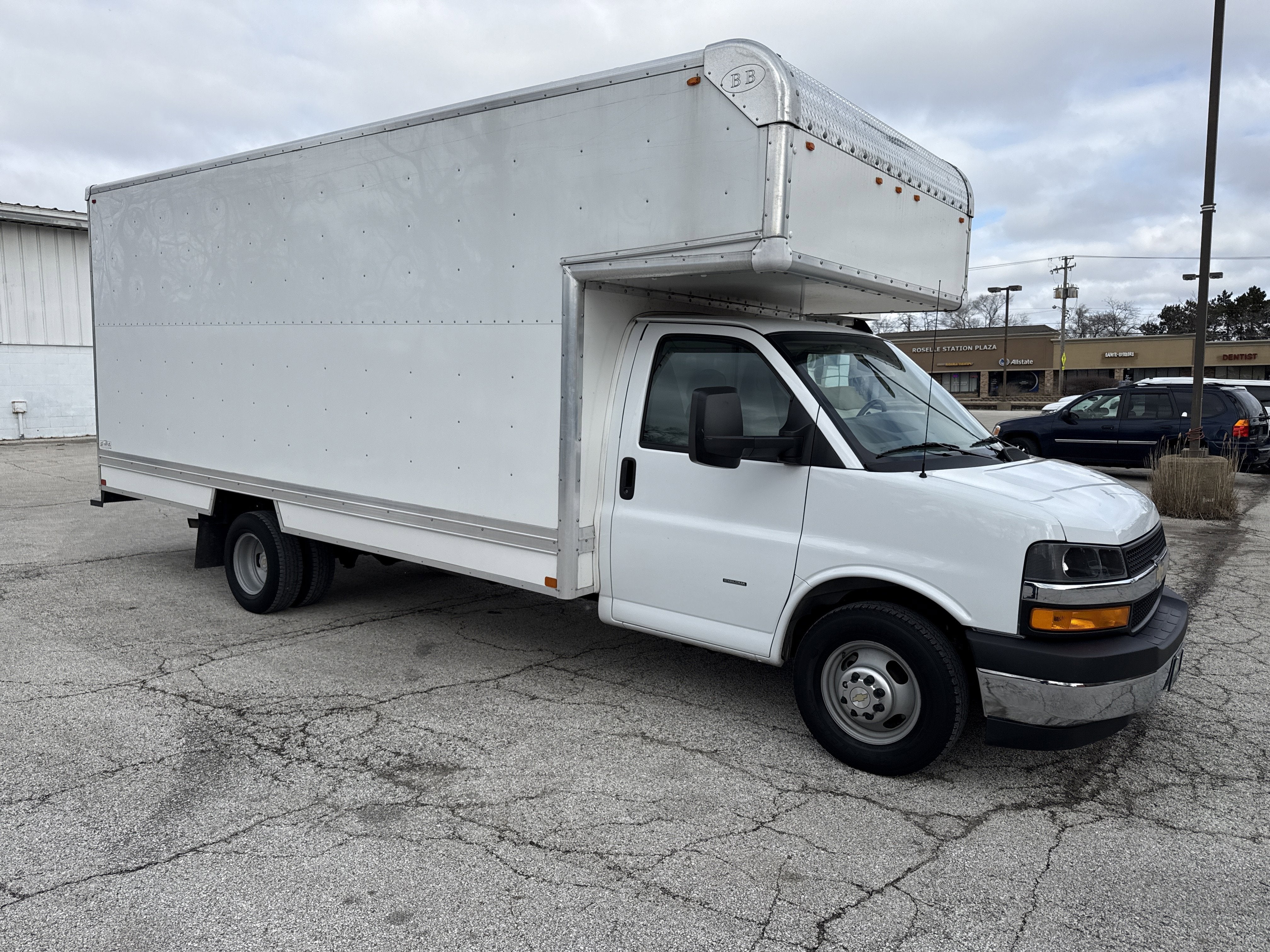 2023 Chevrolet Express Cutaway 3500 Work Van