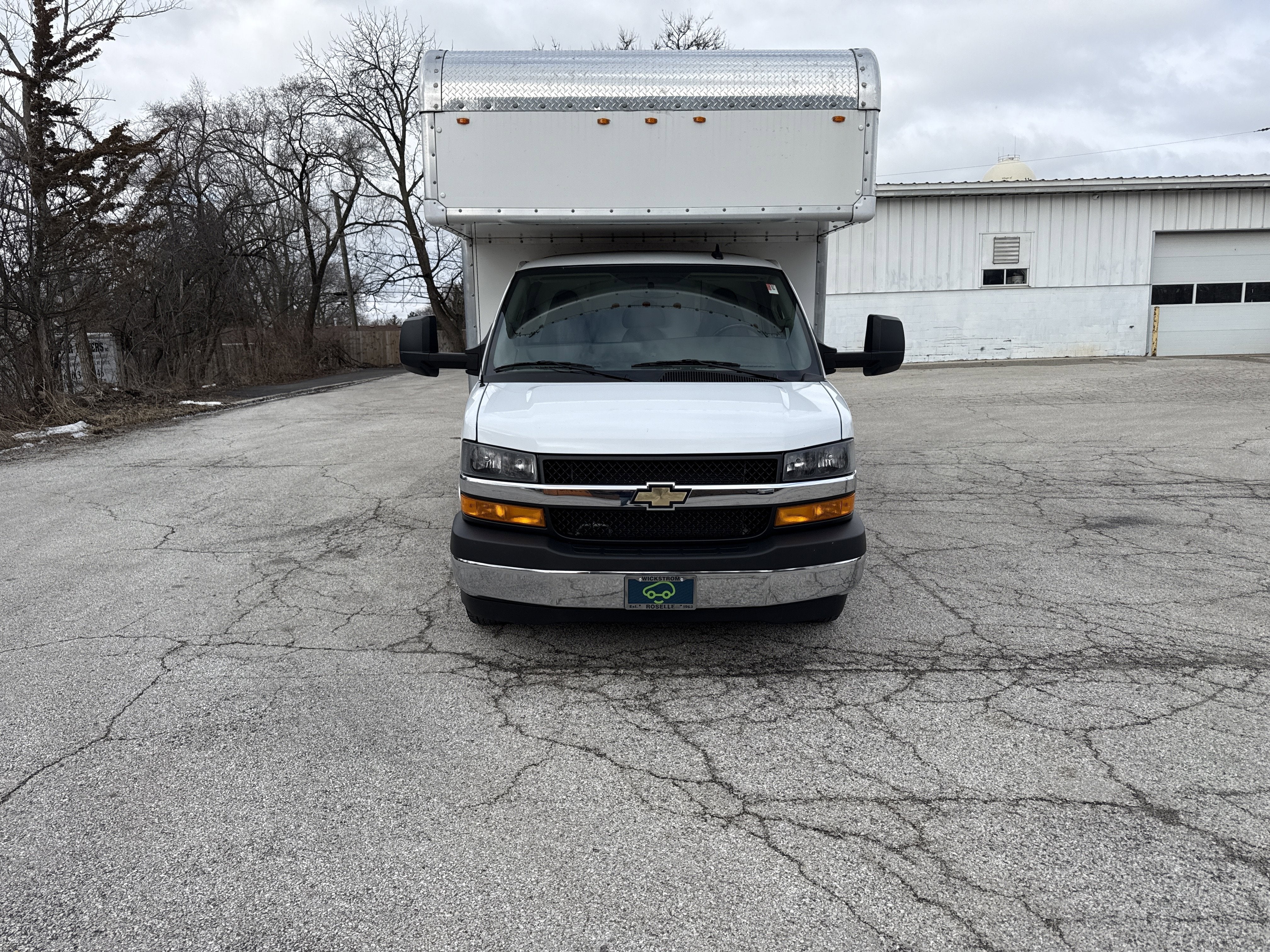 2023 Chevrolet Express Cutaway 3500 Work Van