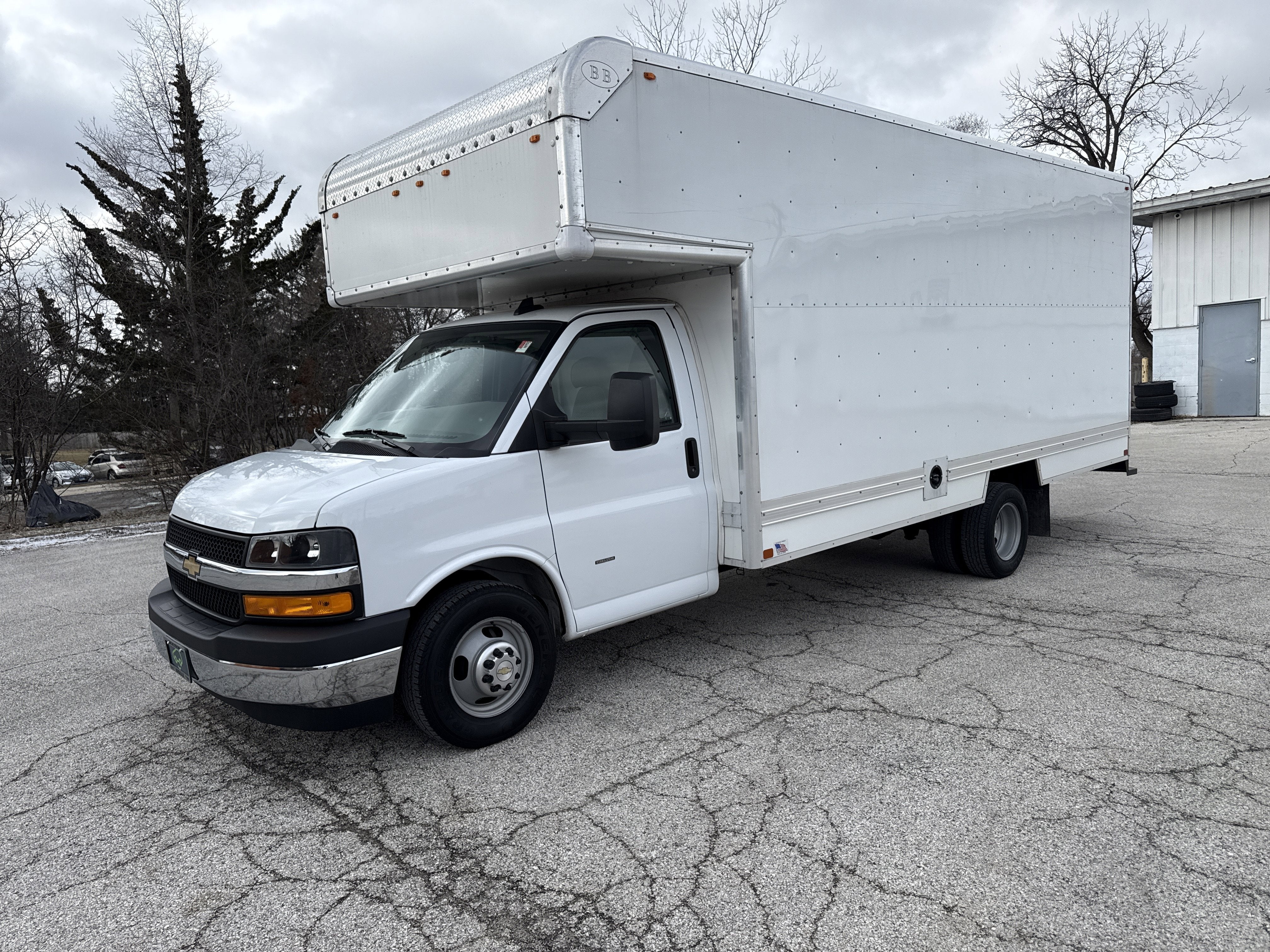 2023 Chevrolet Express Cutaway 3500 Work Van