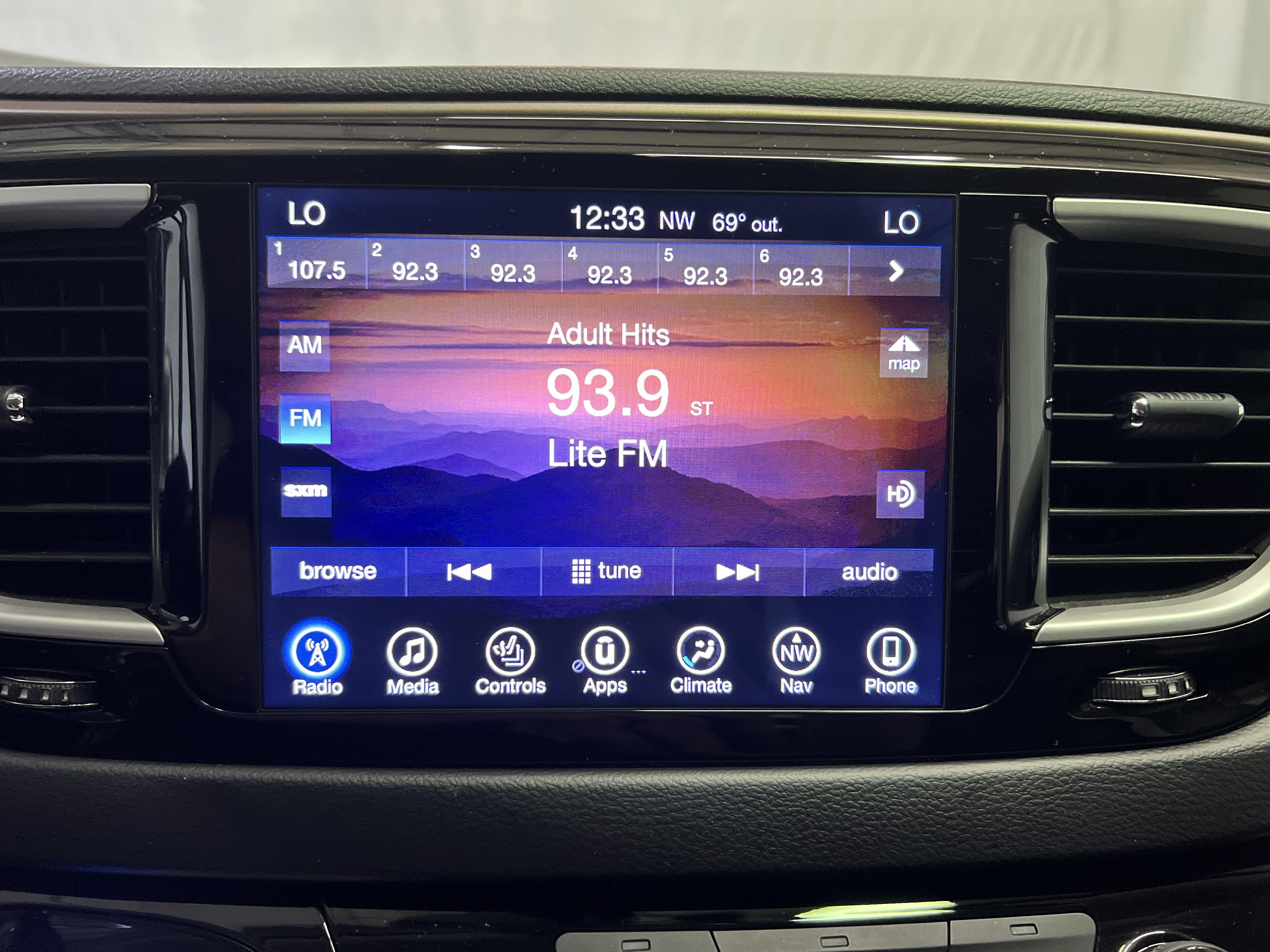 2017 Chrysler Pacifica Touring-L