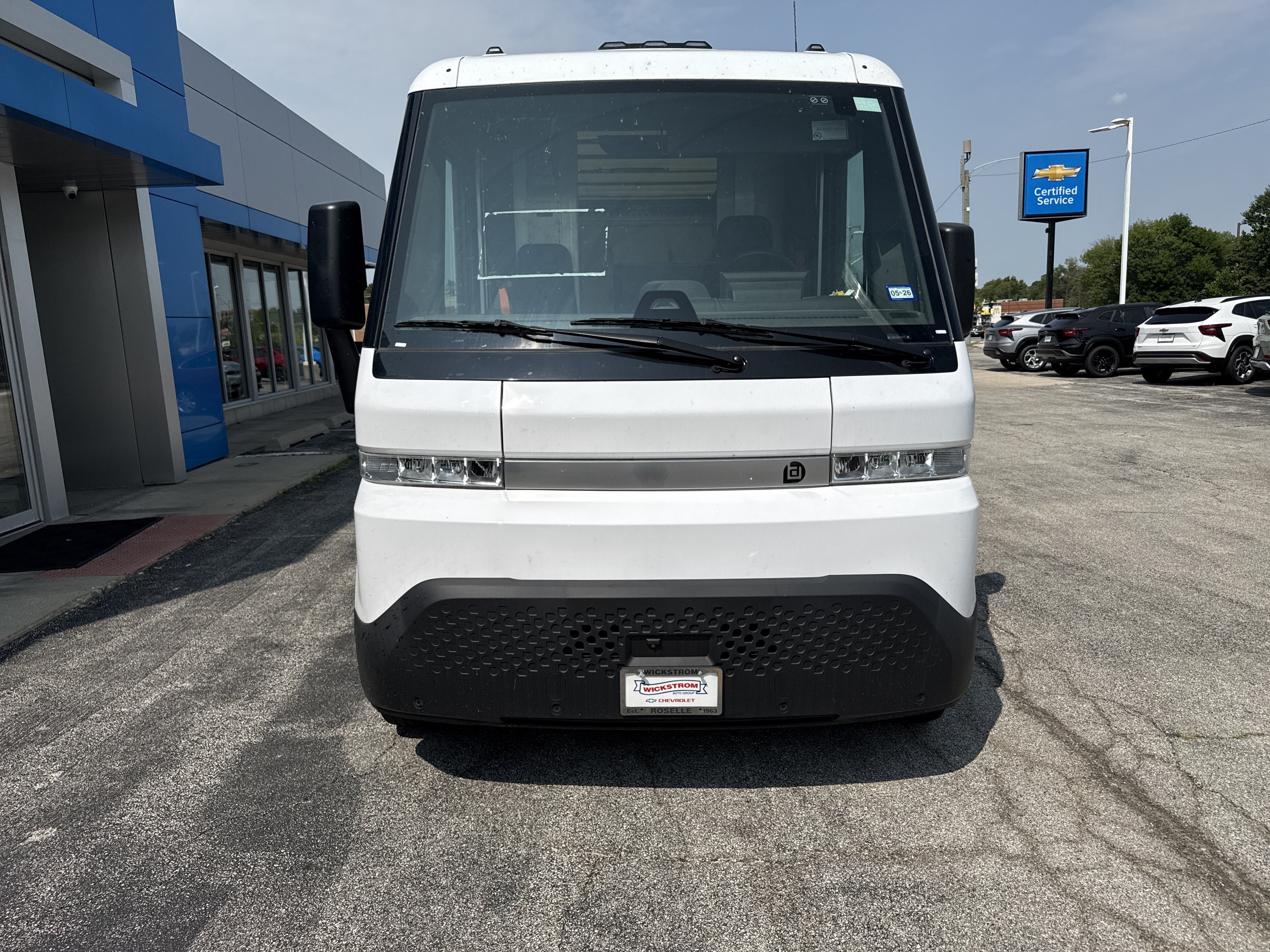 2023 BrightDrop Zevo 600 EJY