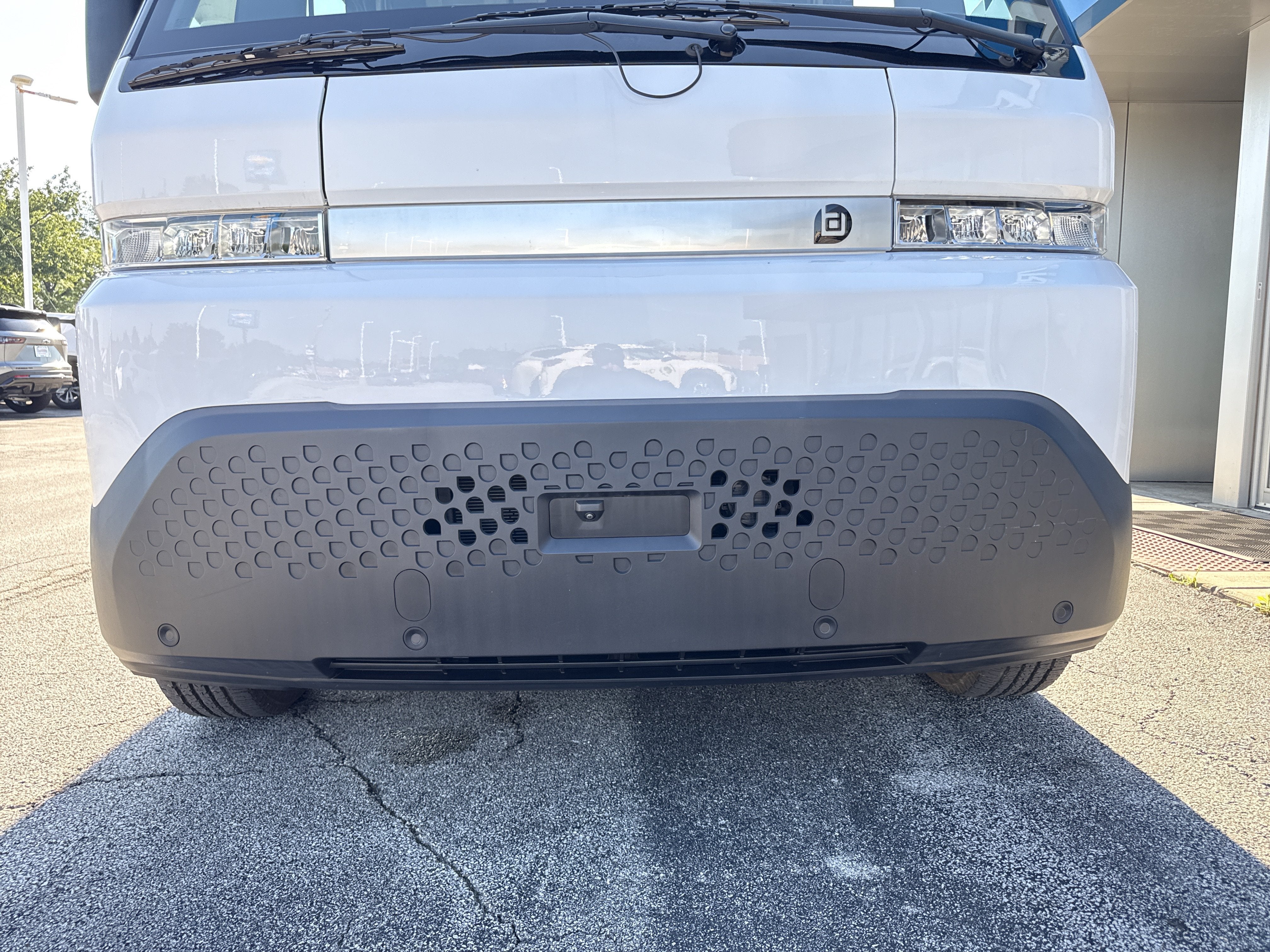 2024 BrightDrop Zevo 600 EJY