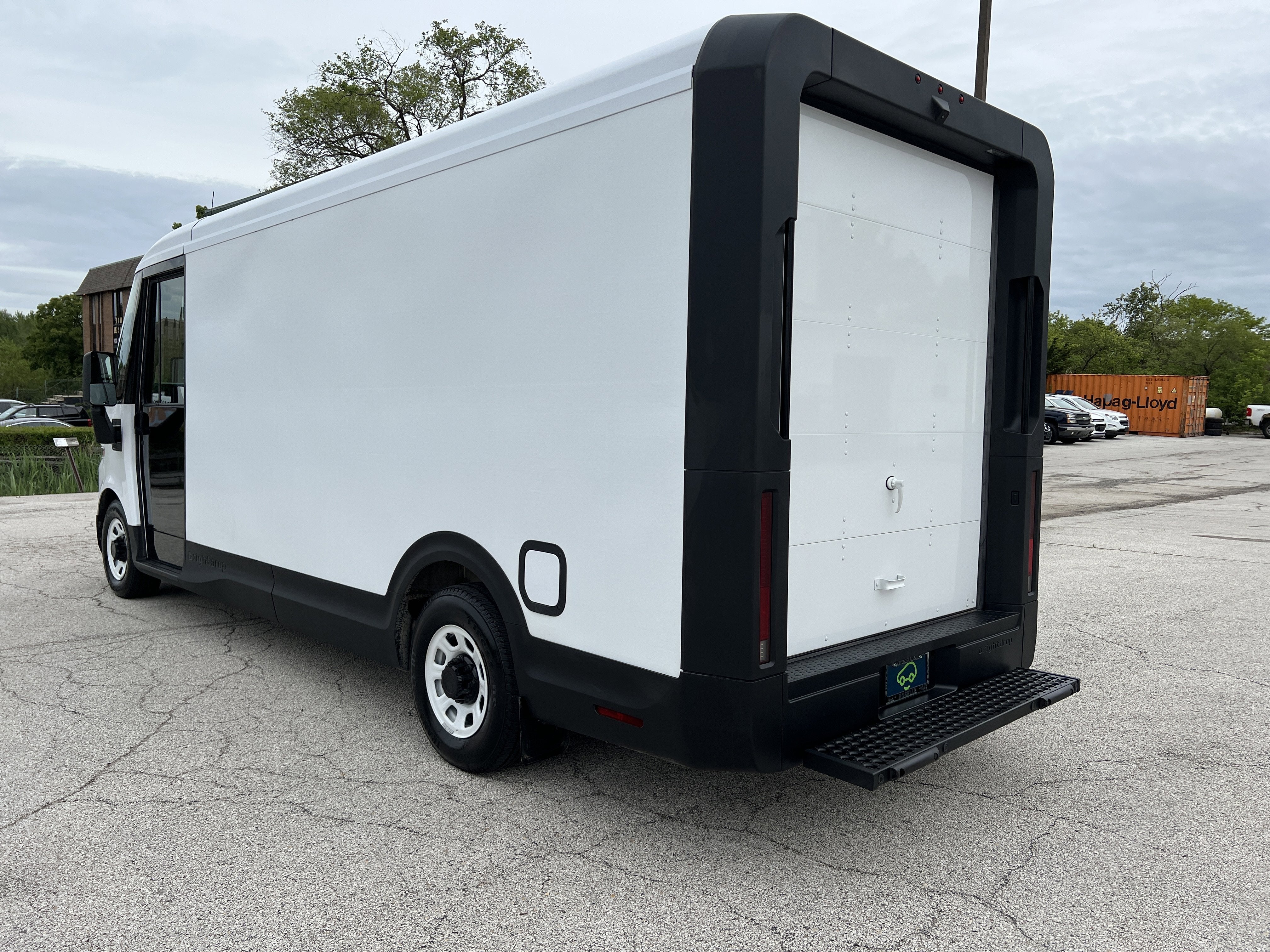 2024 BrightDrop Zevo 600 EJY