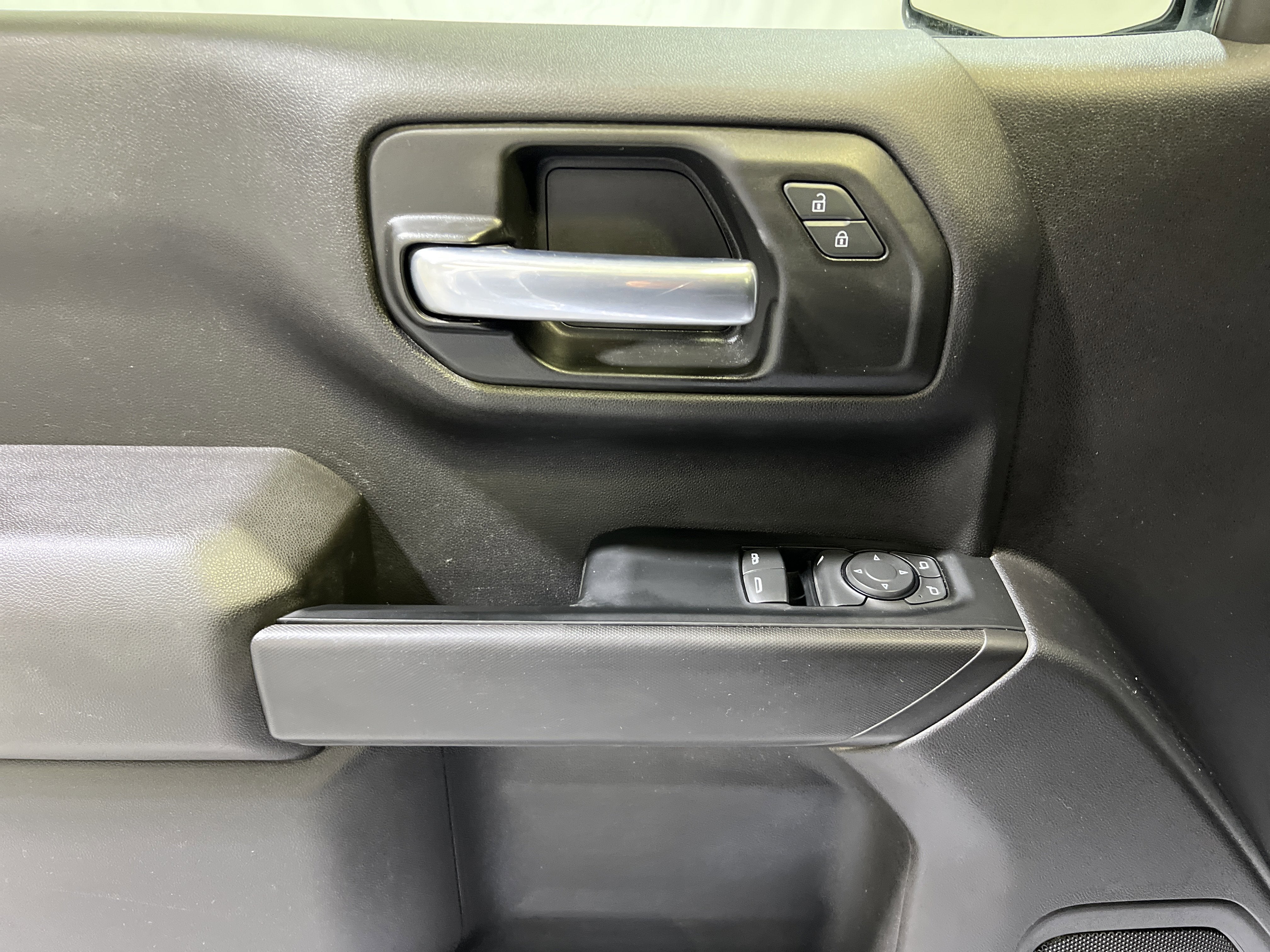 2023 Chevrolet Silverado 1500 WT