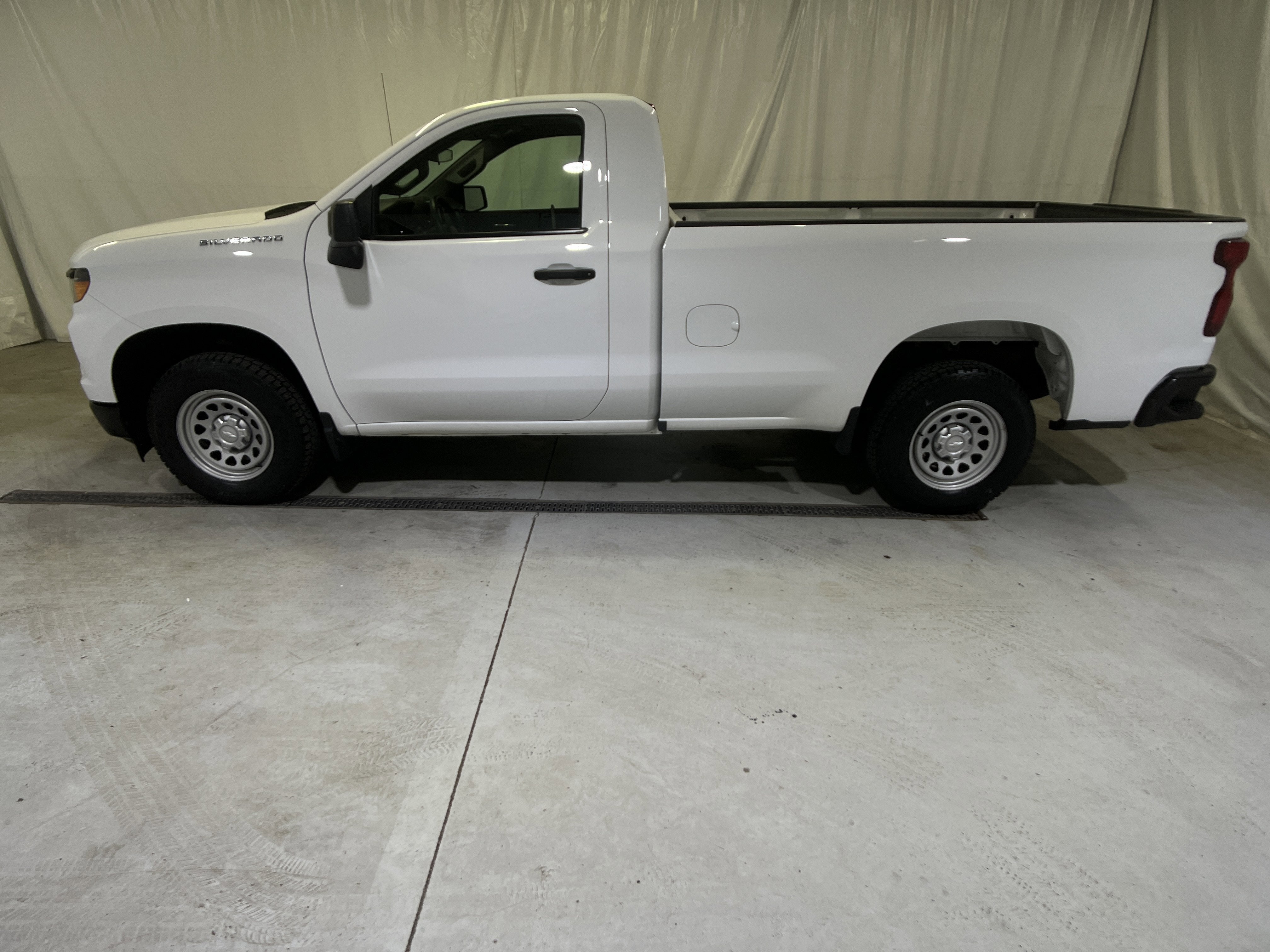 2023 Chevrolet Silverado 1500 WT