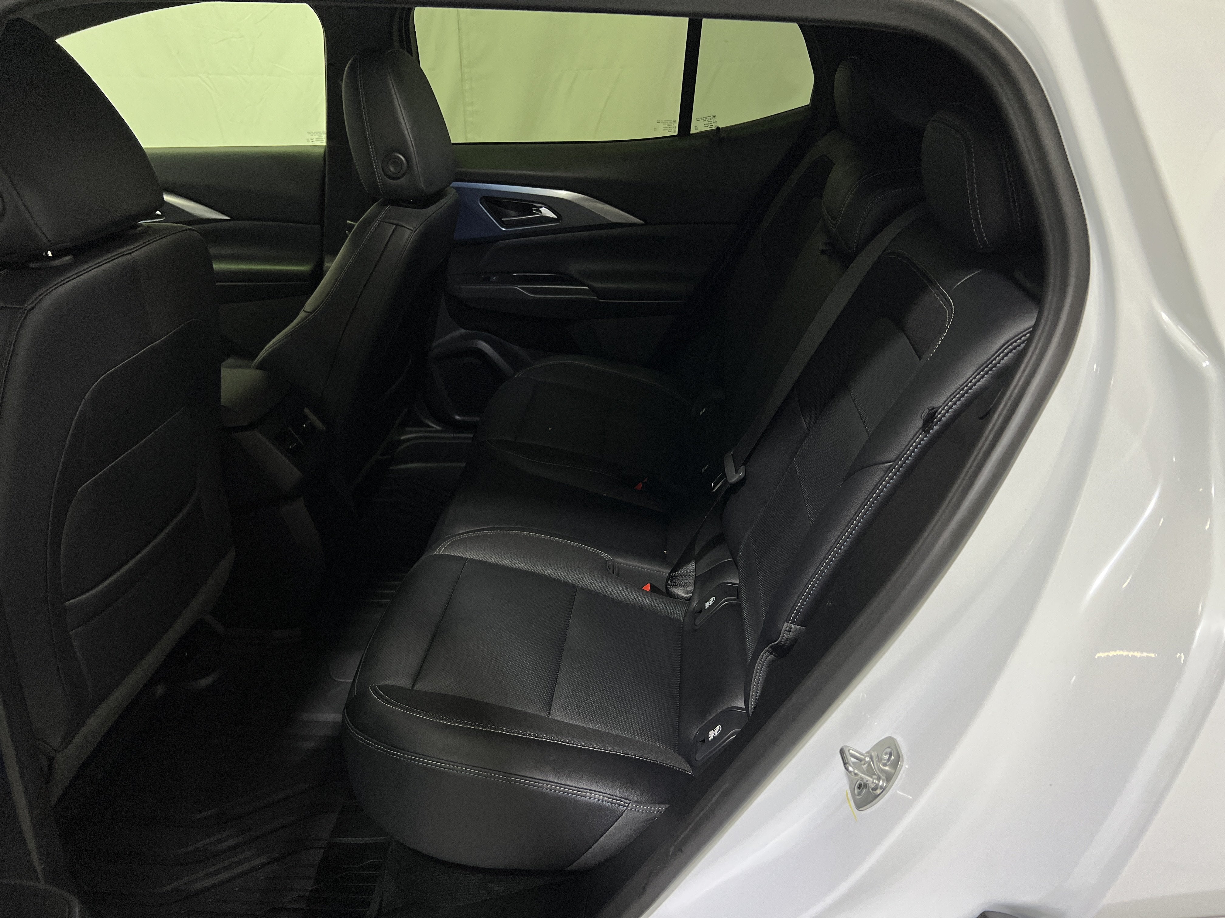 2024 Chevrolet Equinox EV LT - Photo 16