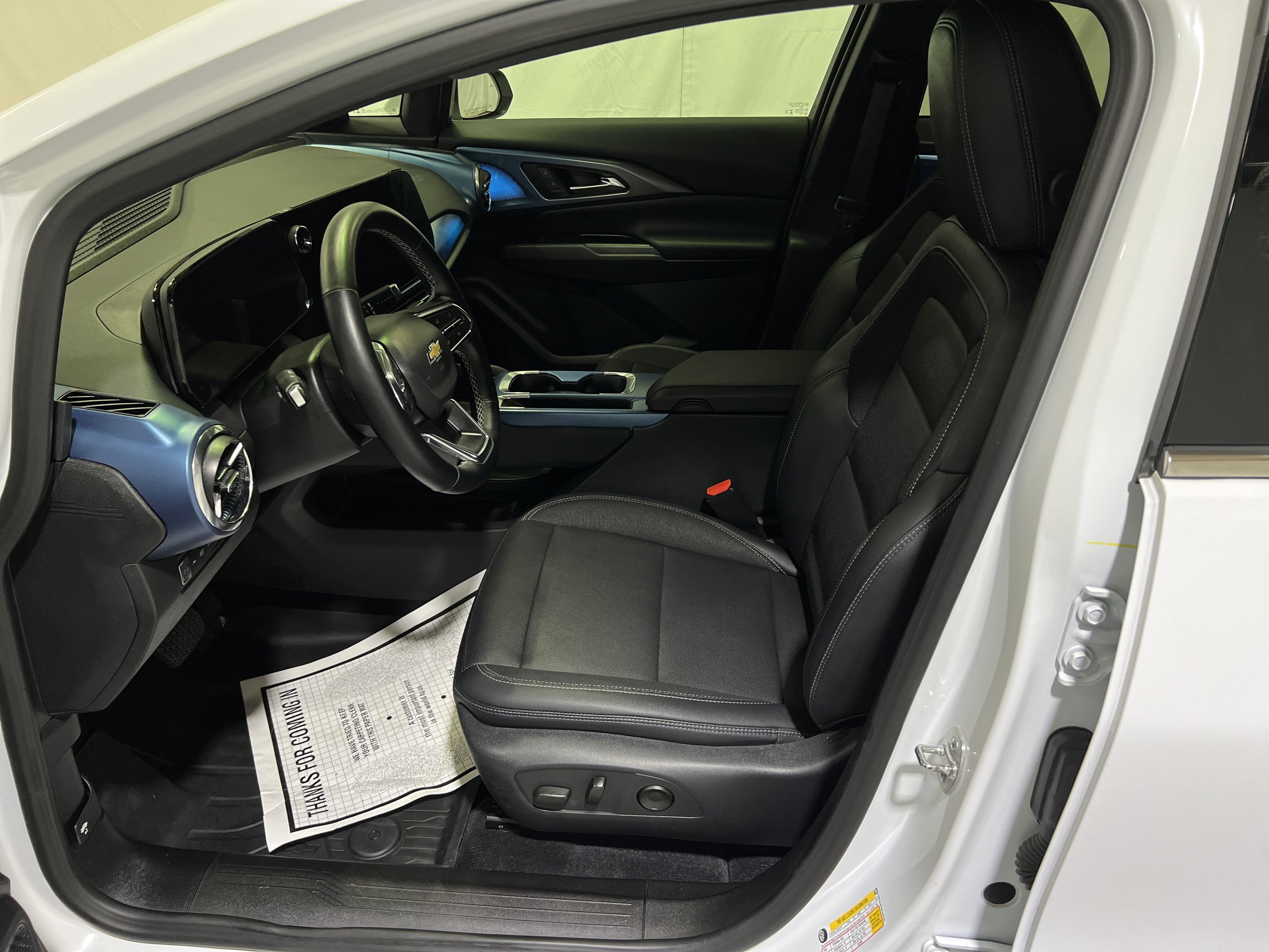 2024 Chevrolet Equinox EV 2LT