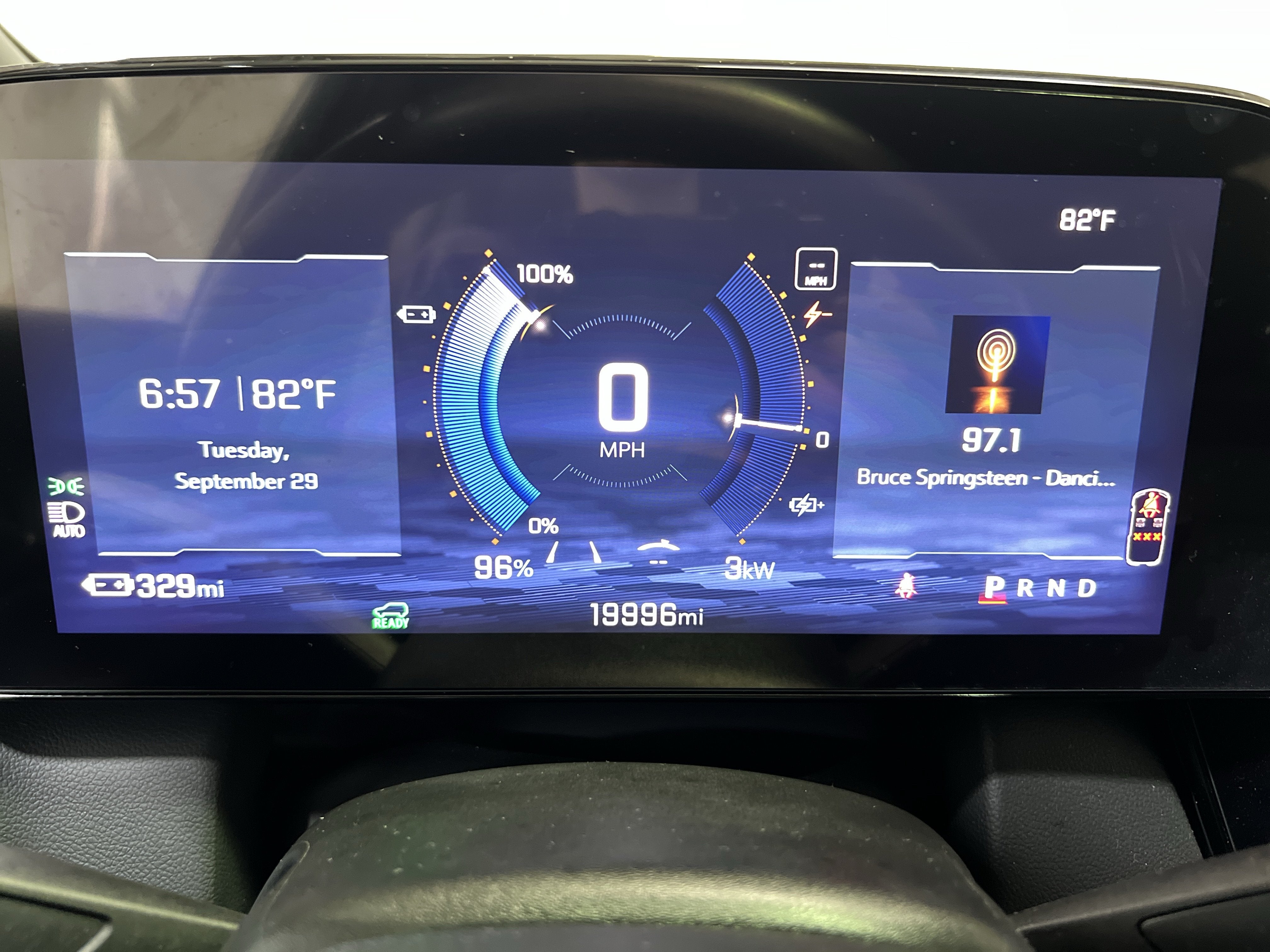 2024 Chevrolet Equinox EV LT - Photo 23