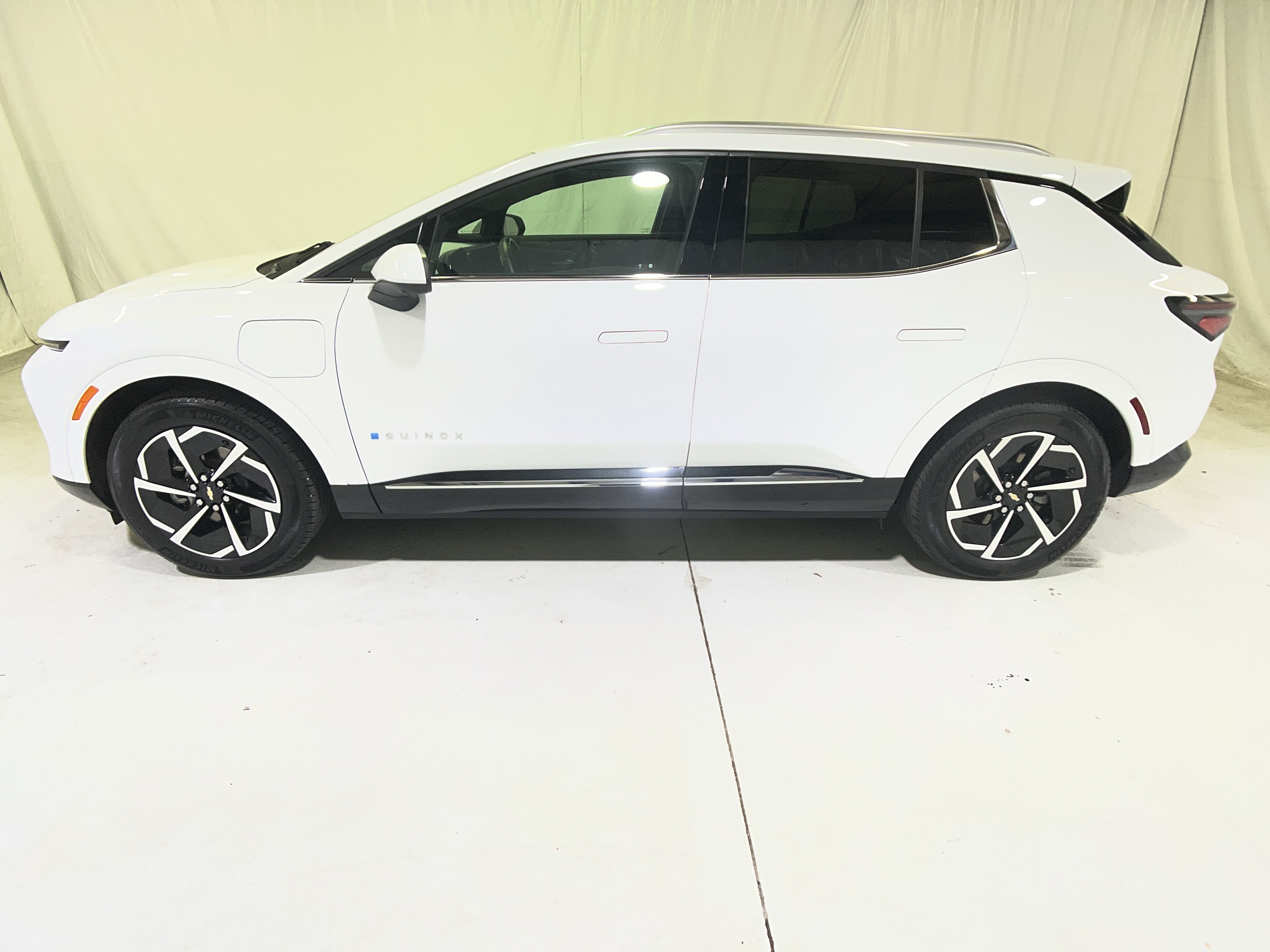 2024 Chevrolet Equinox EV 2LT