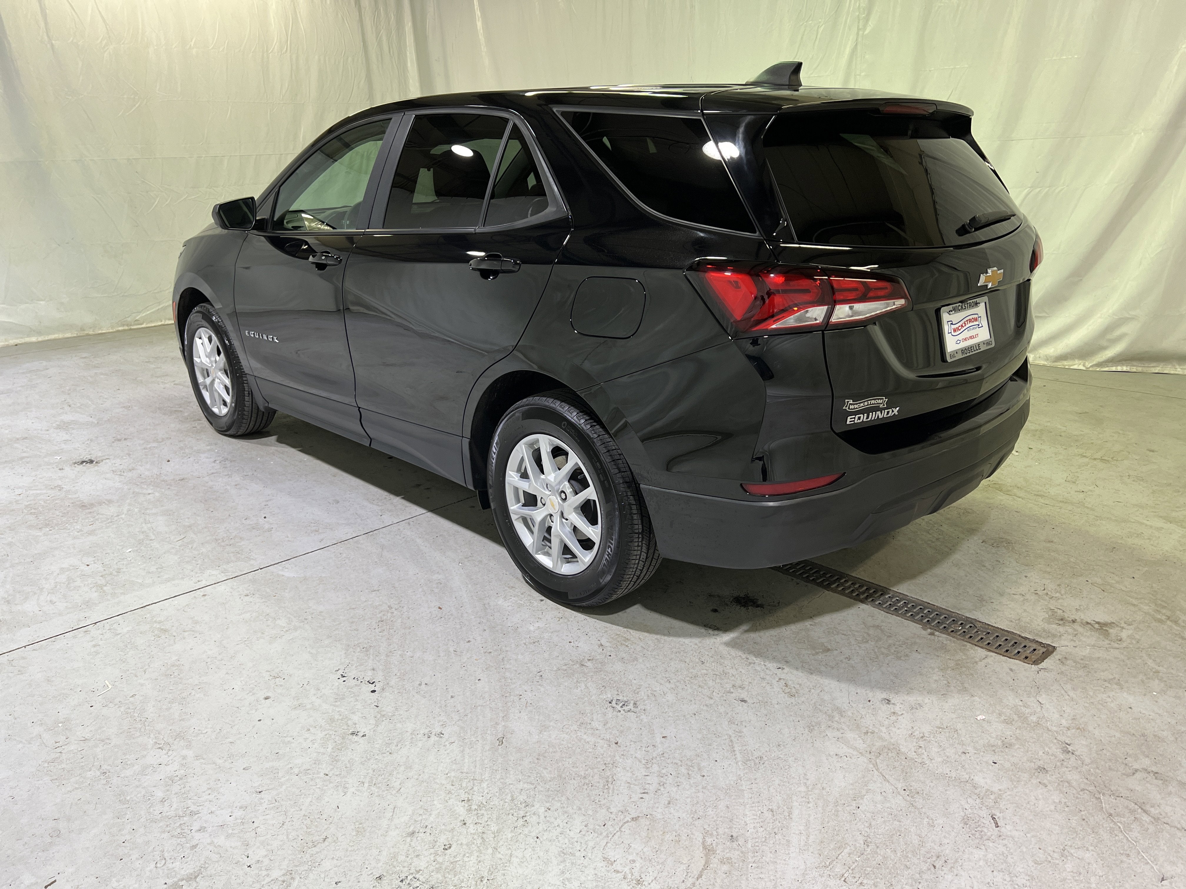 2023 Chevrolet Equinox LS