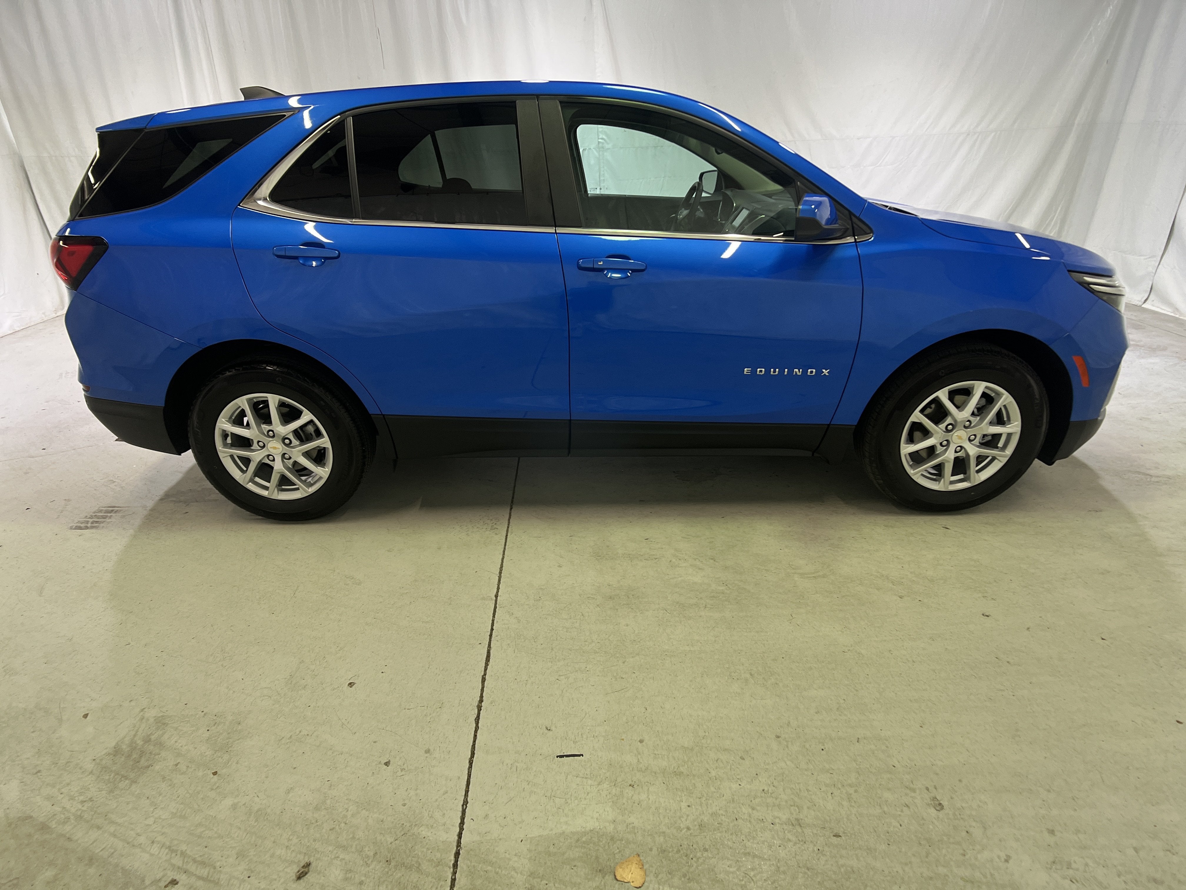 2024 Chevrolet Equinox LT - Photo 12