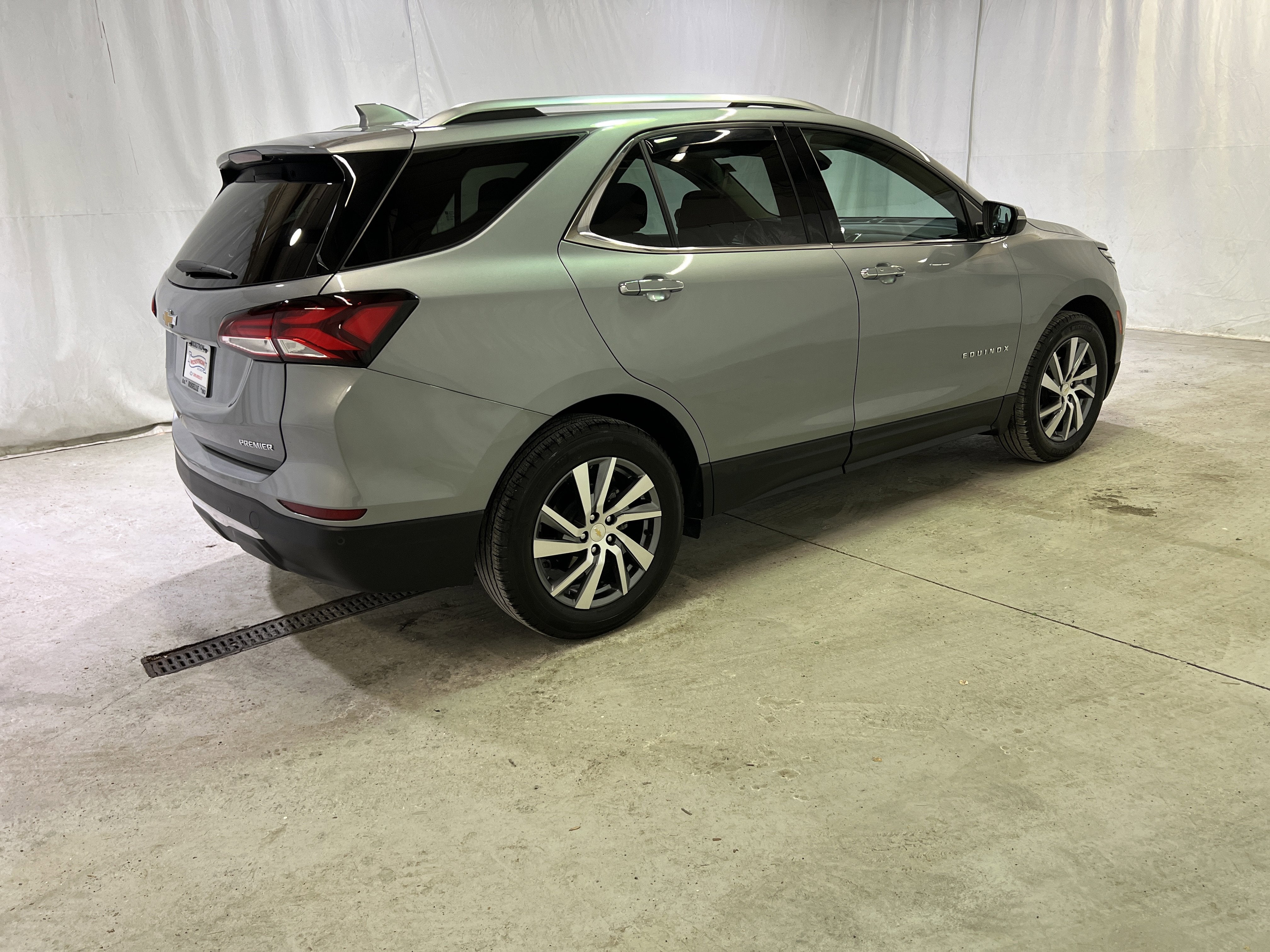 2023 Chevrolet Equinox Premier