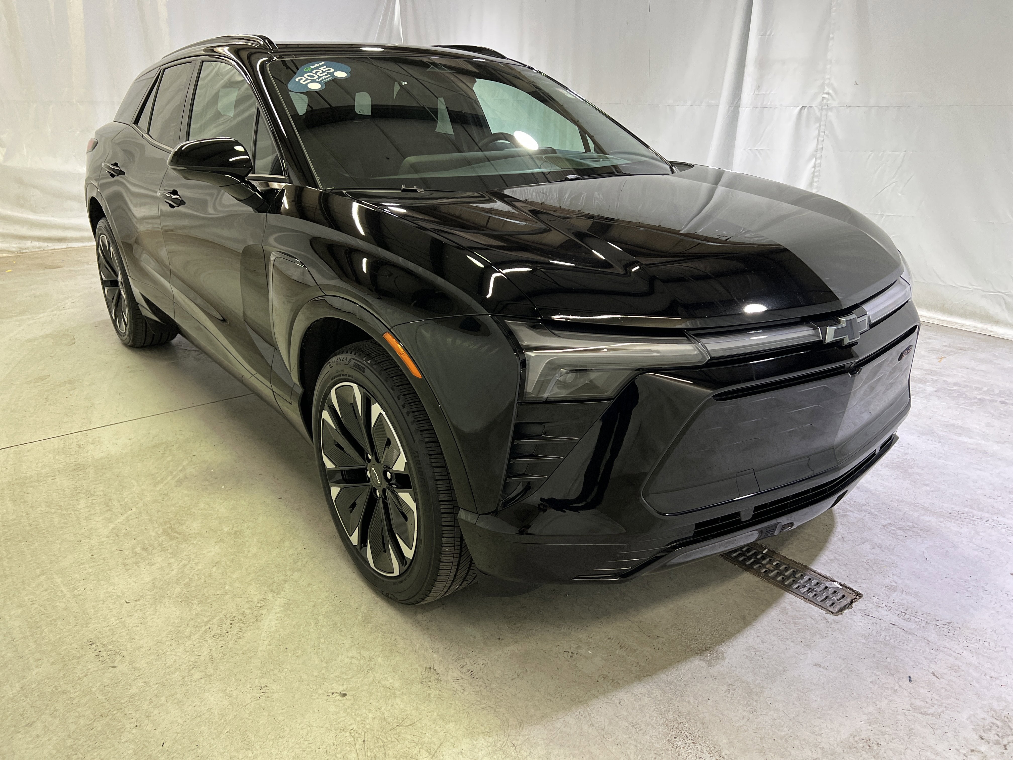 Used 2025 Chevrolet Blazer EV RS with VIN 3GNKDJRJ7SS170146 for sale in Roselle, IL