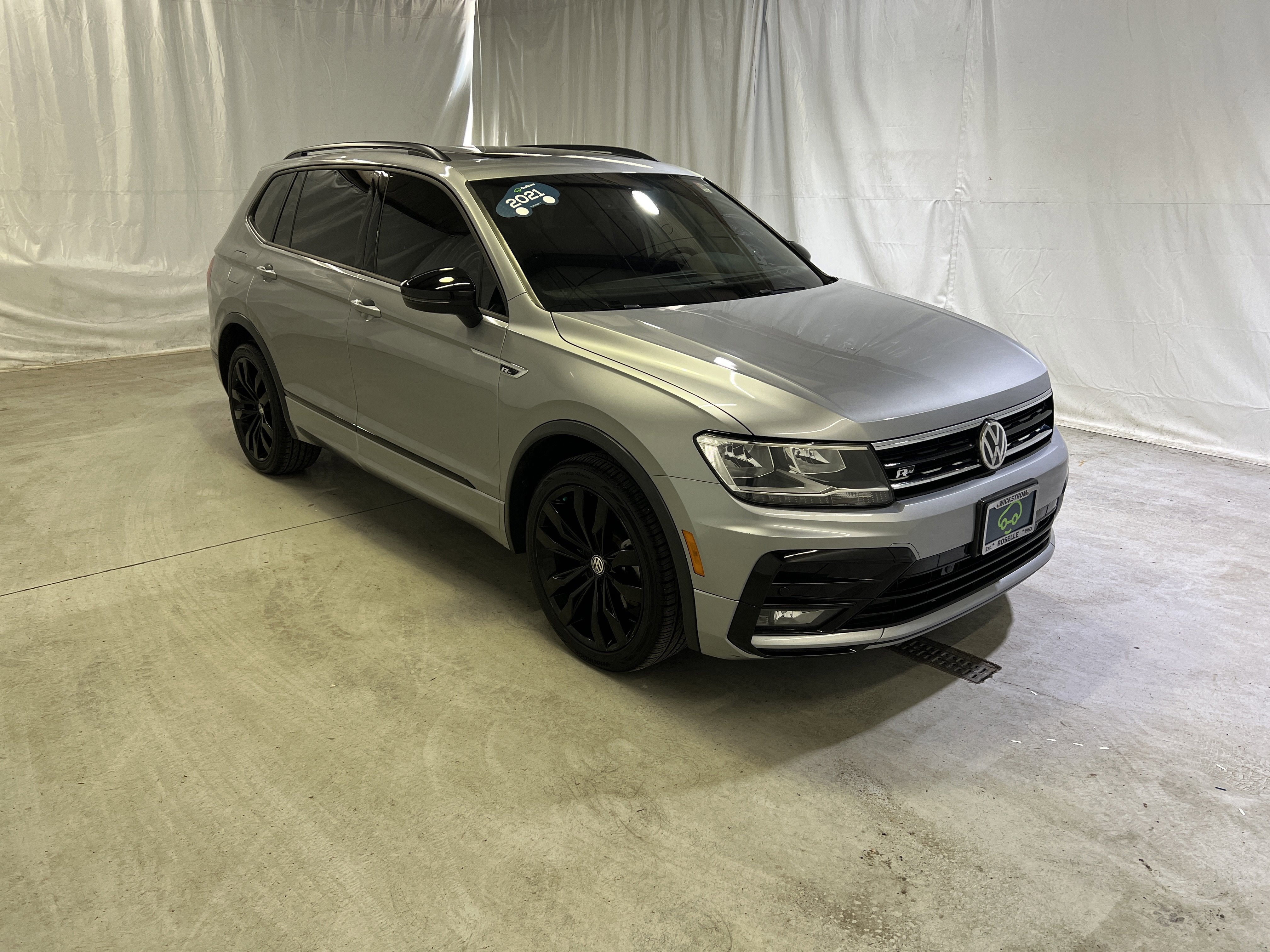 2021 Volkswagen Tiguan 2.0T SE R-Line Black