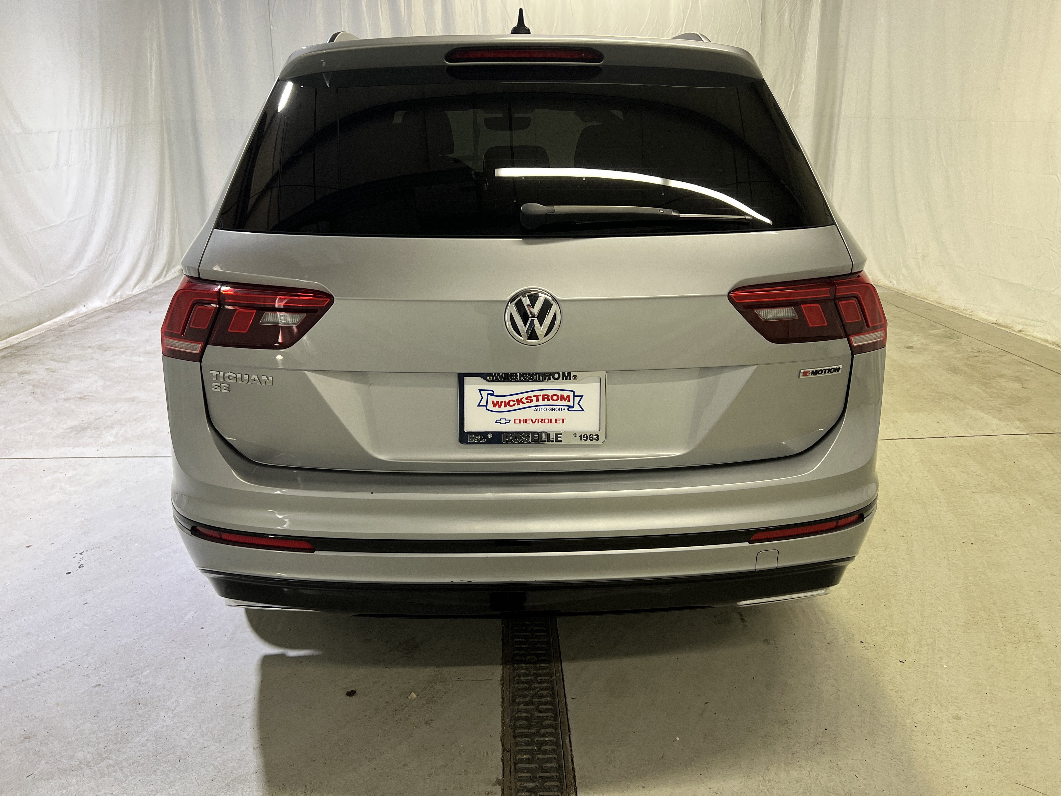 2021 Volkswagen Tiguan 2.0T SE R-Line Black