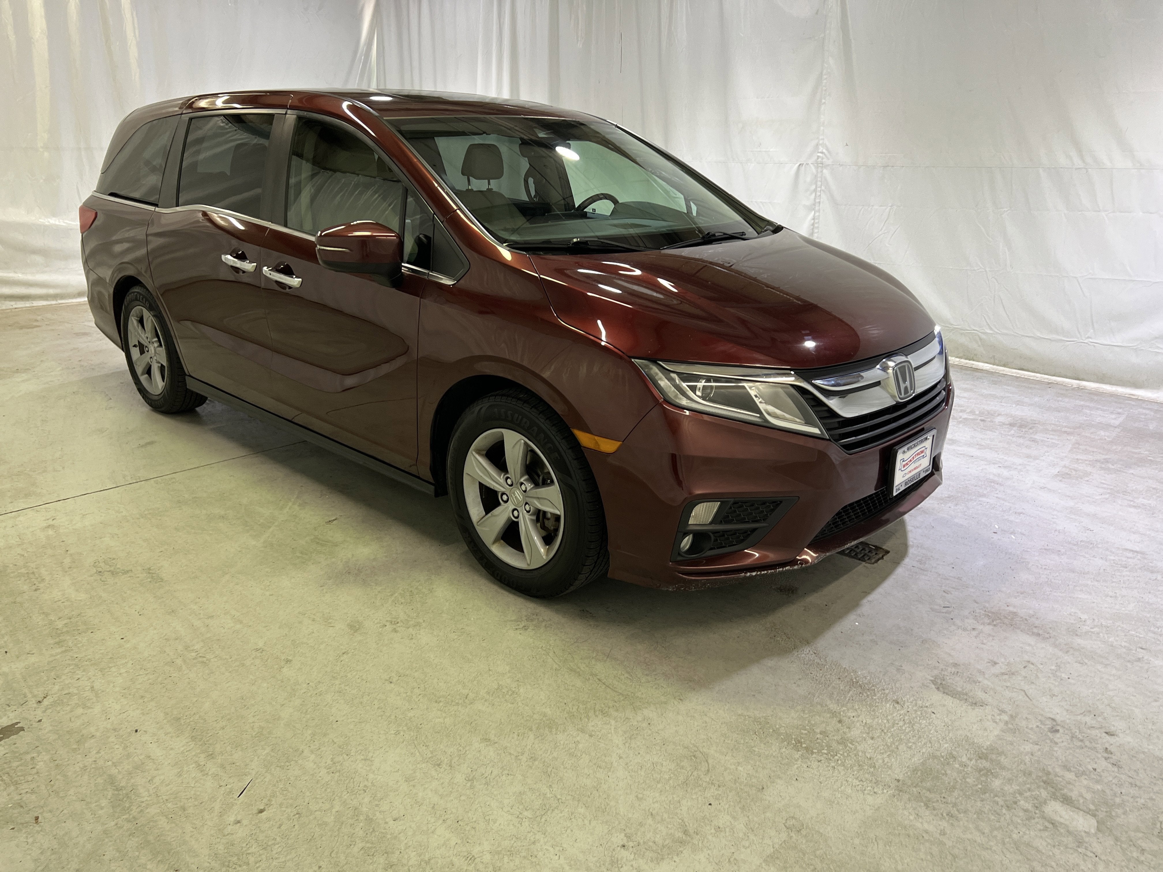 Used 2018 Honda Odyssey EX-L with VIN 5FNRL6H77JB040761 for sale in Roselle, IL