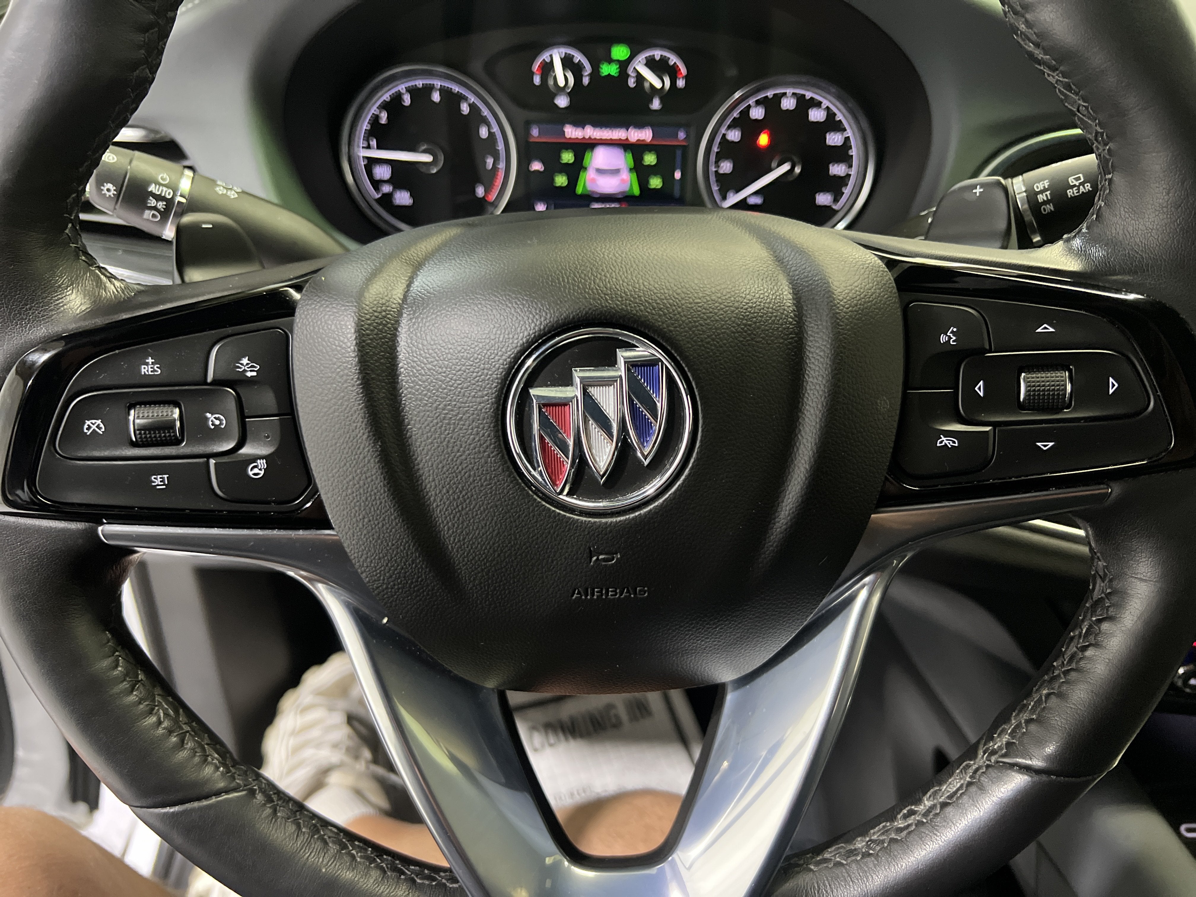 2023 Buick Enclave Essence - Photo 24