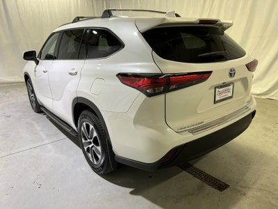 2021 Toyota Highlander Hybrid XLE