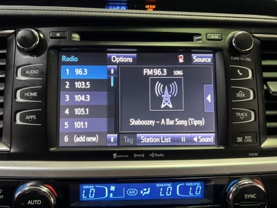 2019 Toyota Highlander SE