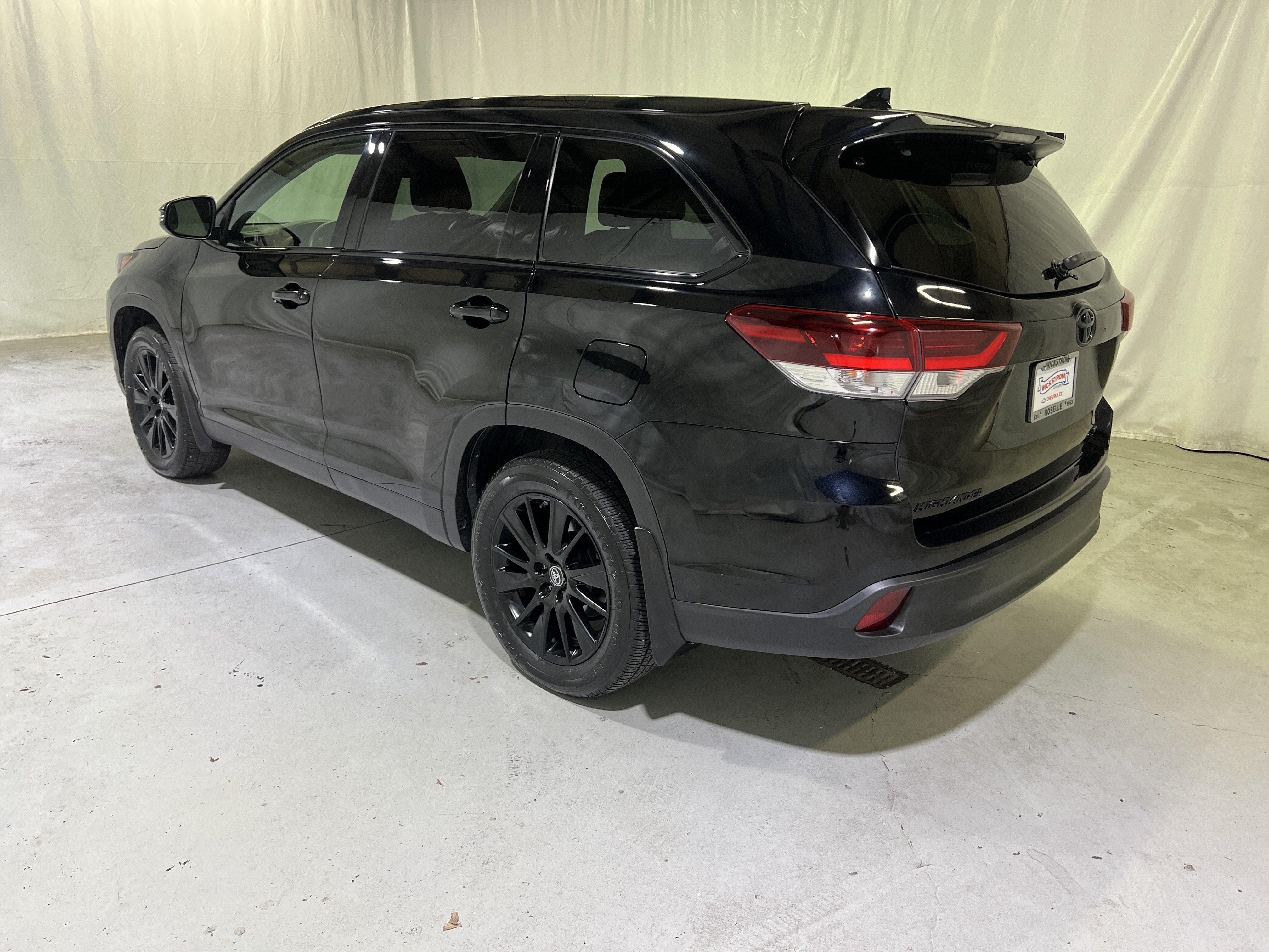2019 Toyota Highlander SE